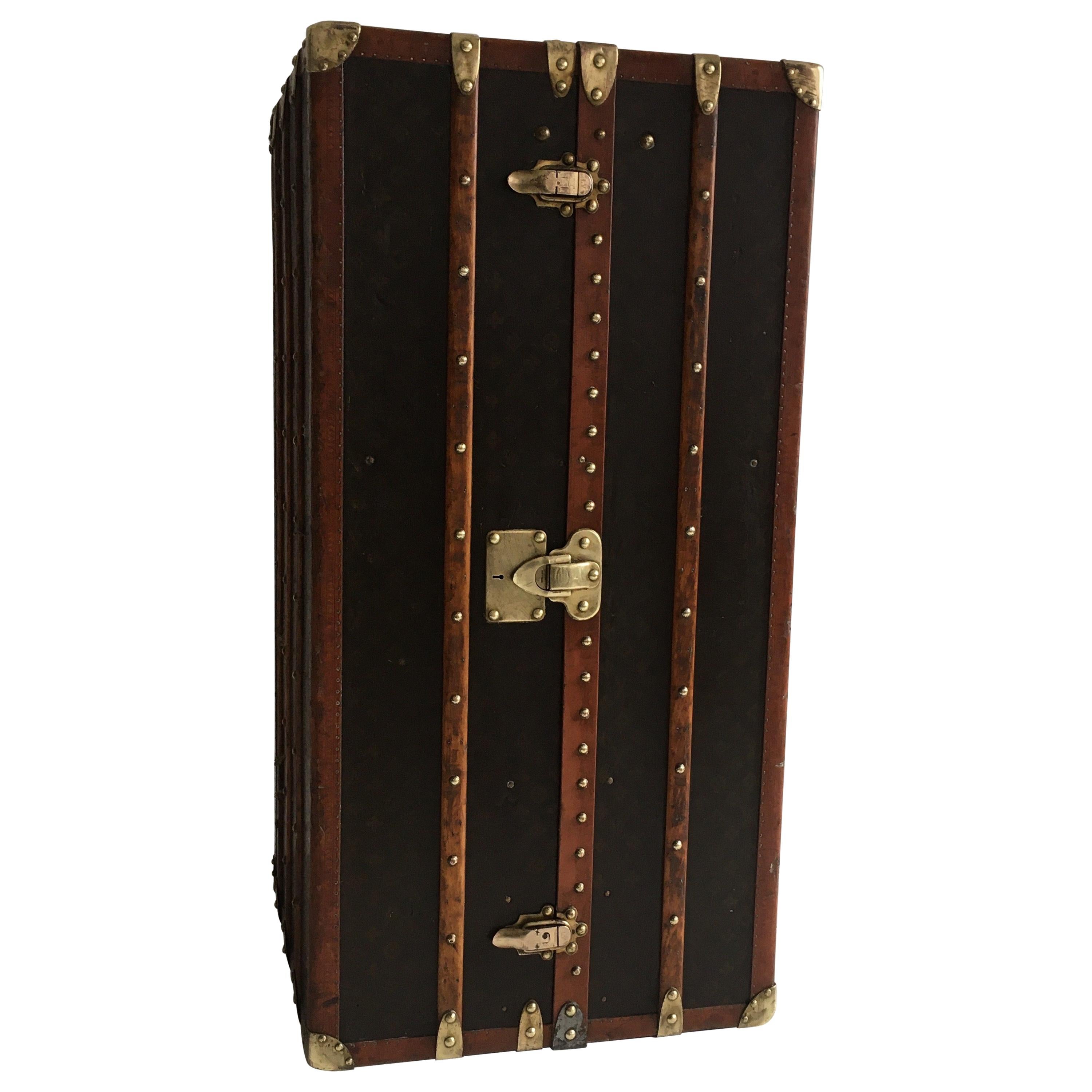 Patinated Antique Louis Vuitton Double Wardrobe Trunk, France, 1920 For Sale
