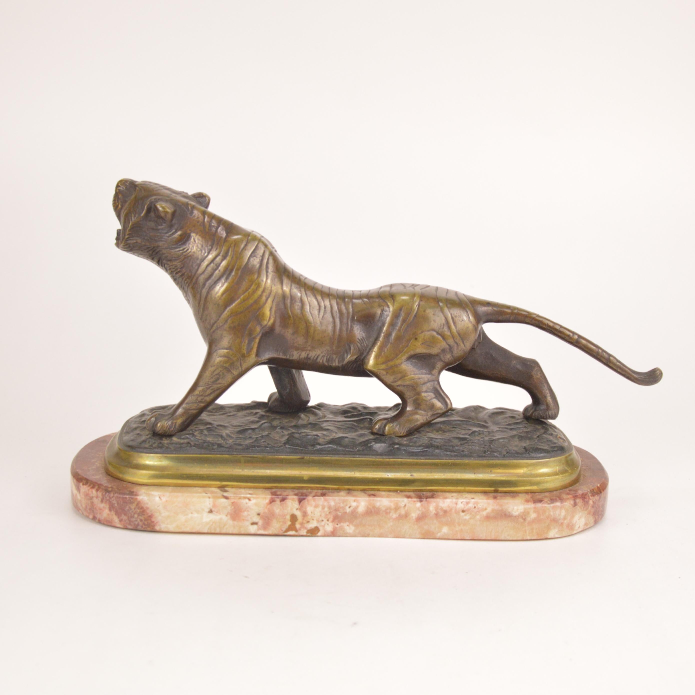 Painted Patinated Art Deco Bronze Sculpture Representing a Roaring Tiger, 20th Century