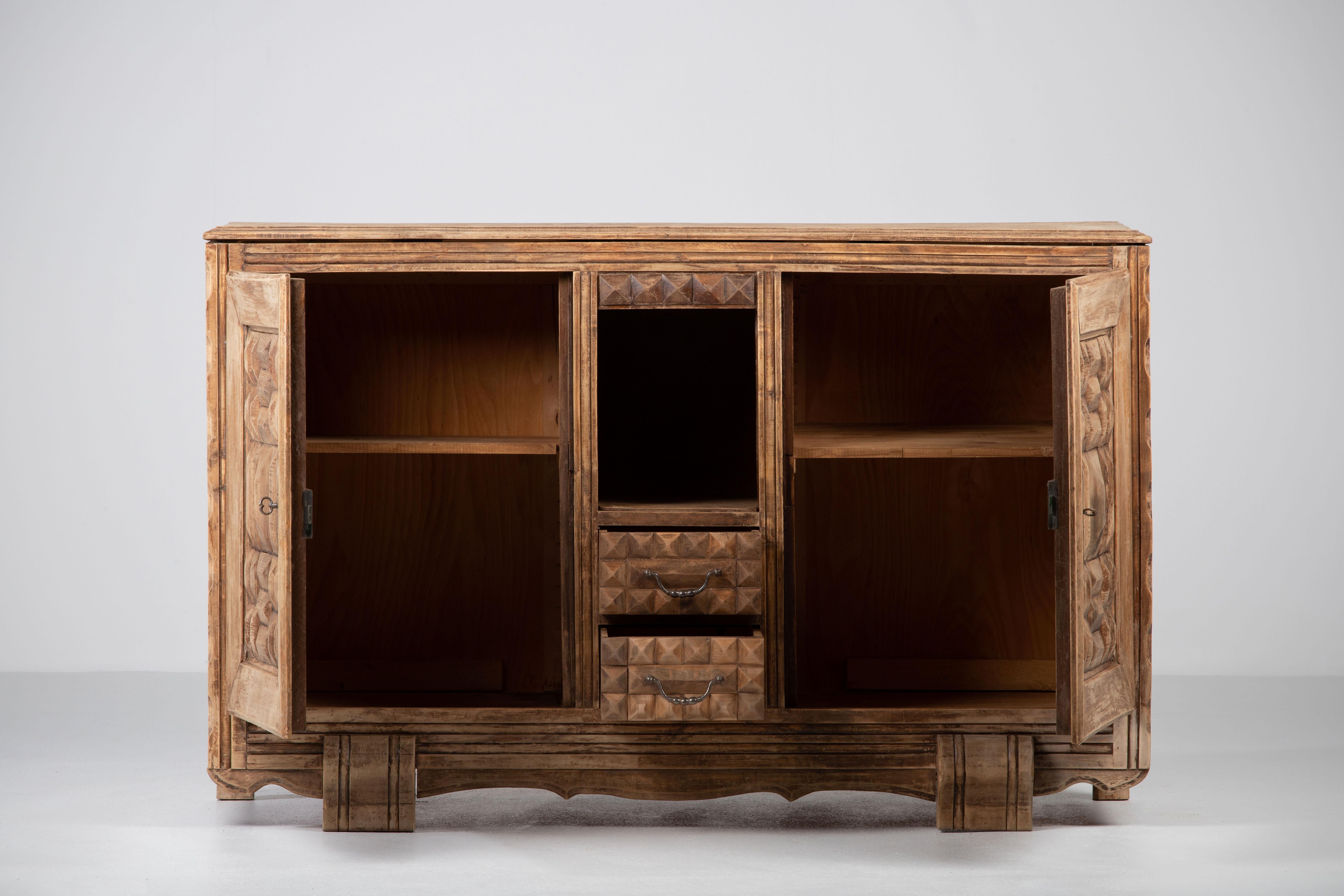 Patinated Art Deco Solid Oak Sideboard, France, 1940s For Sale 6