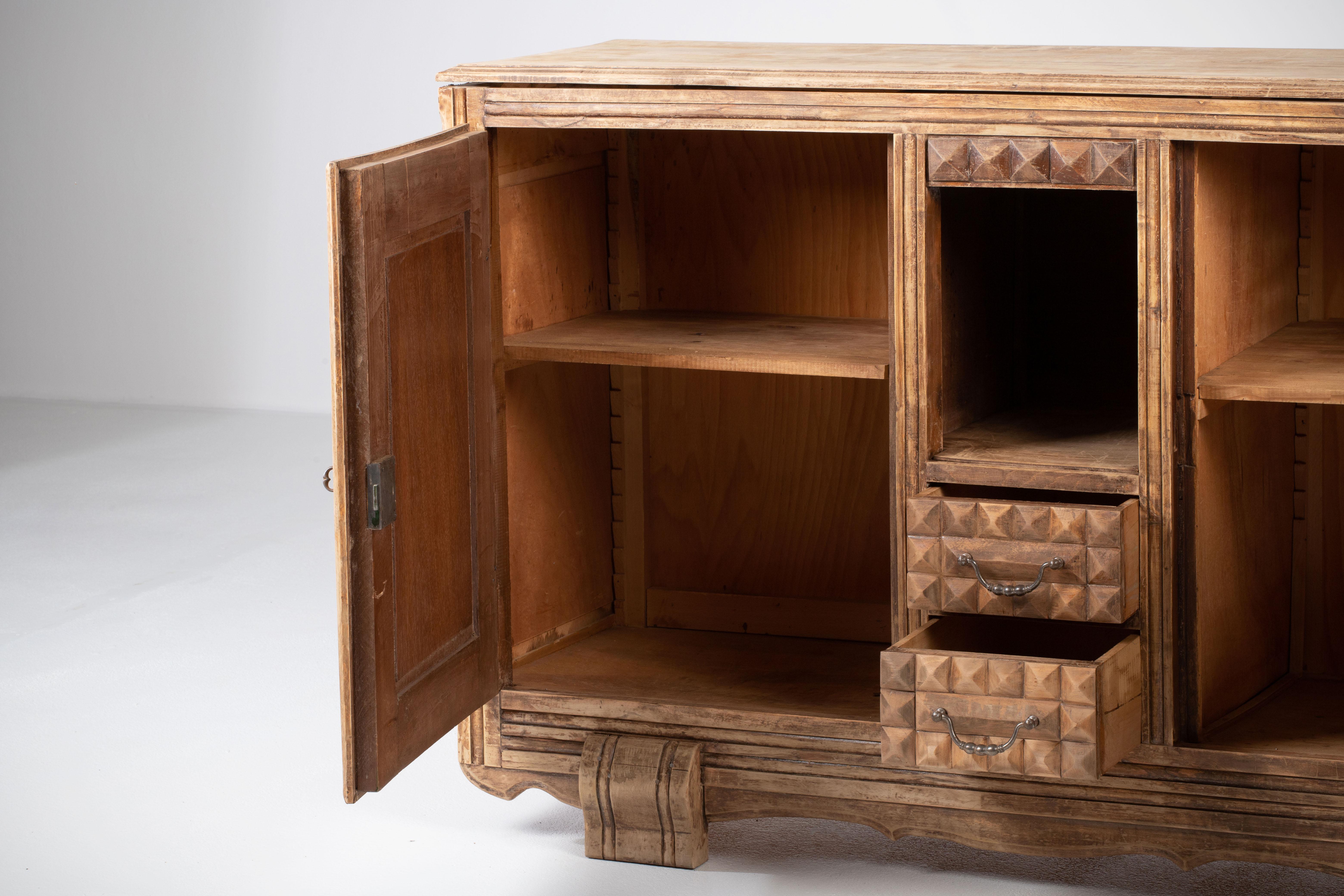 Patinated Art Deco Solid Oak Sideboard, France, 1940s For Sale 7