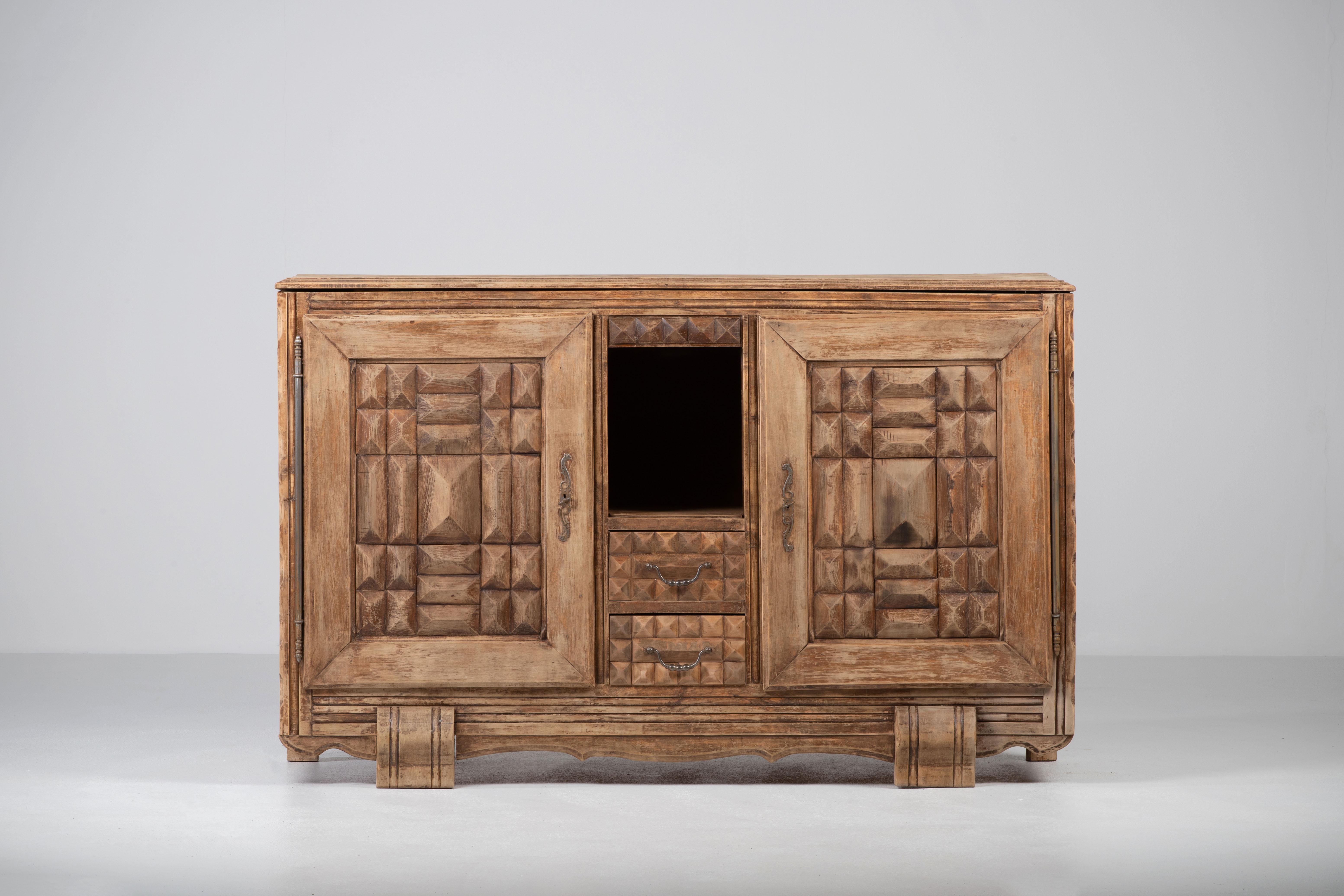 Patinated Art Deco Solid Oak Sideboard, France, 1940s For Sale 9