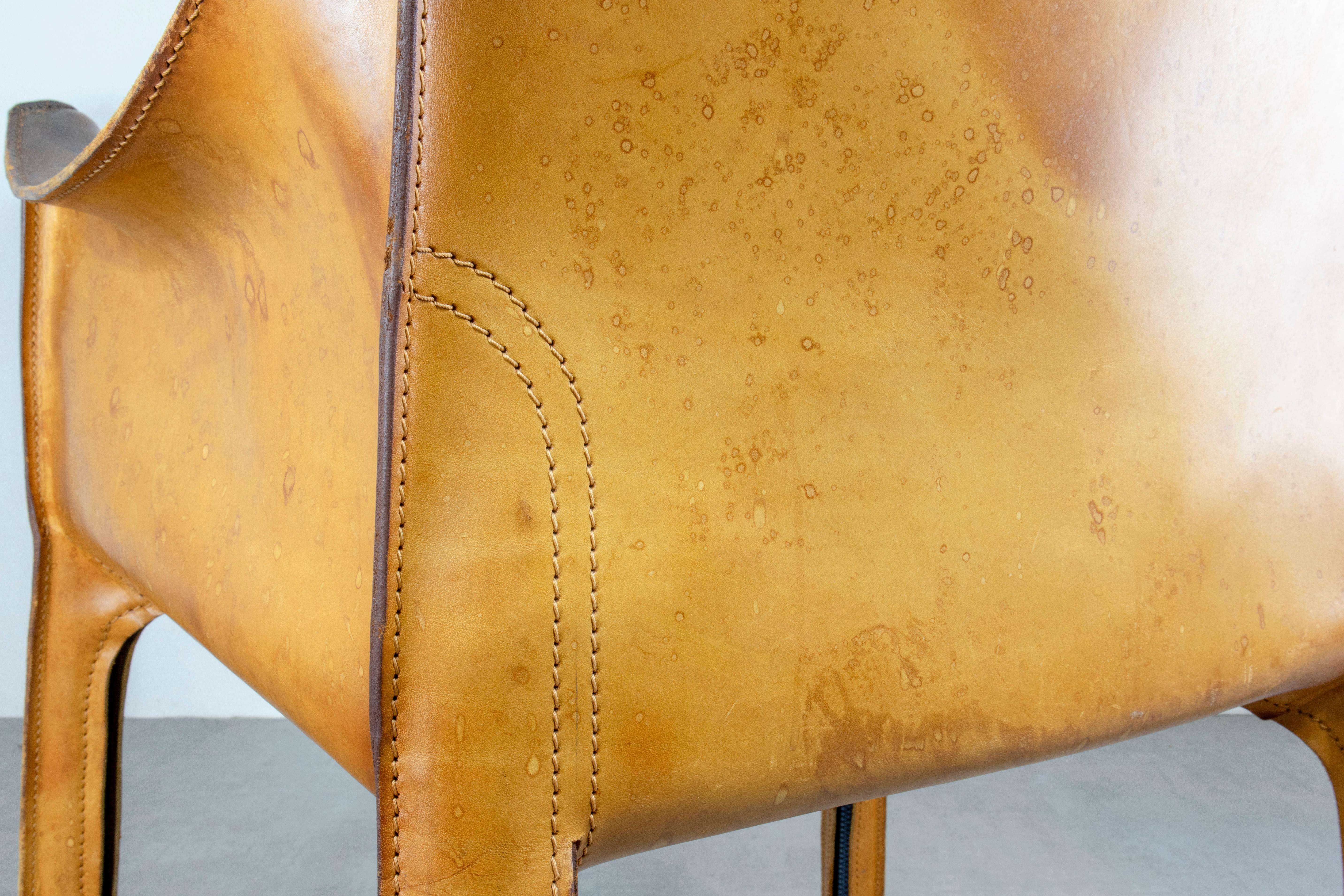 Fauteuil Bellini CAB 413 en cuir de selle cognac patiné pour Cassina en vente 7