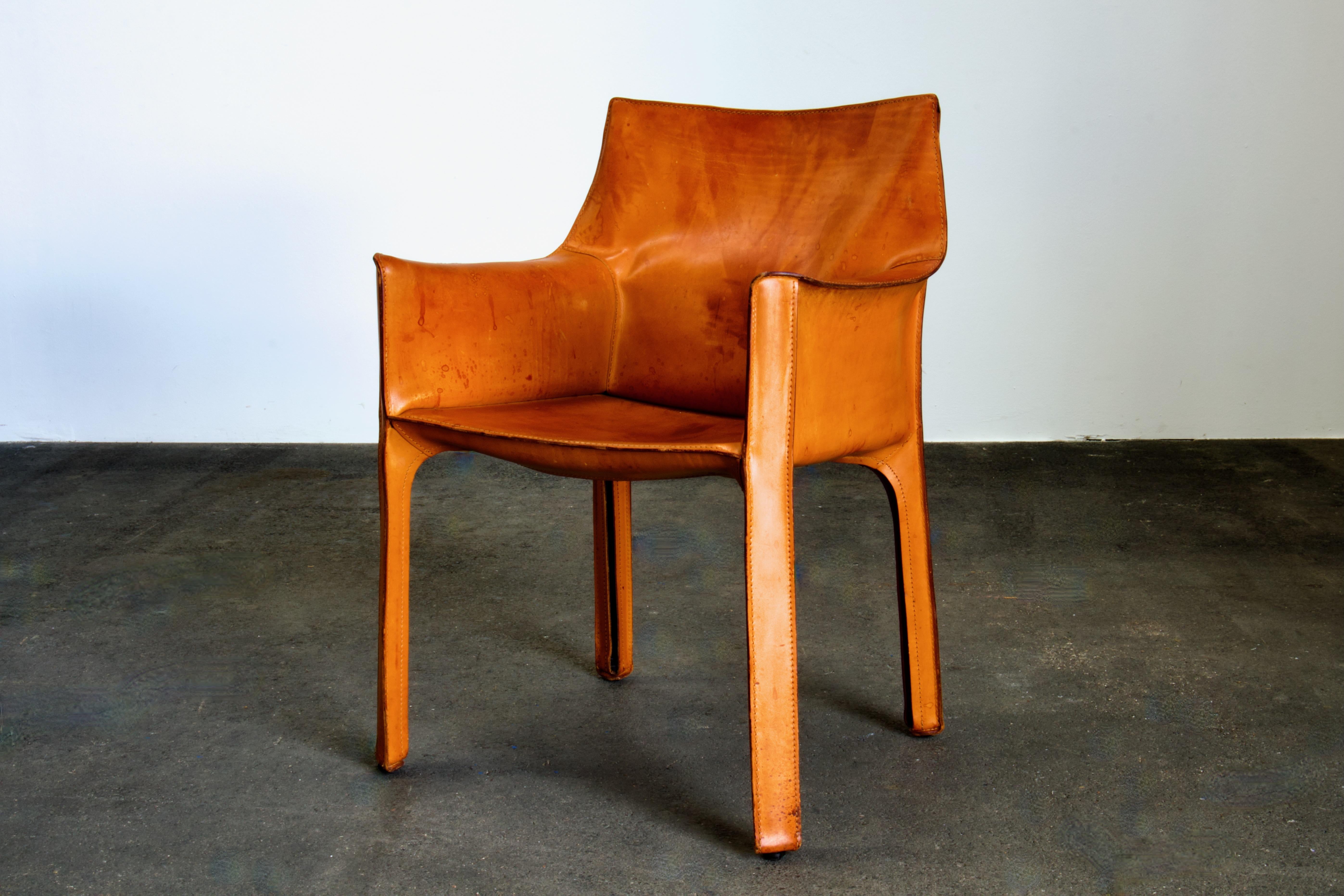 Mid-Century Modern Patinated Bellini CAB 413 Armchair in Vintage Cognac Saddle Leather for Cassina