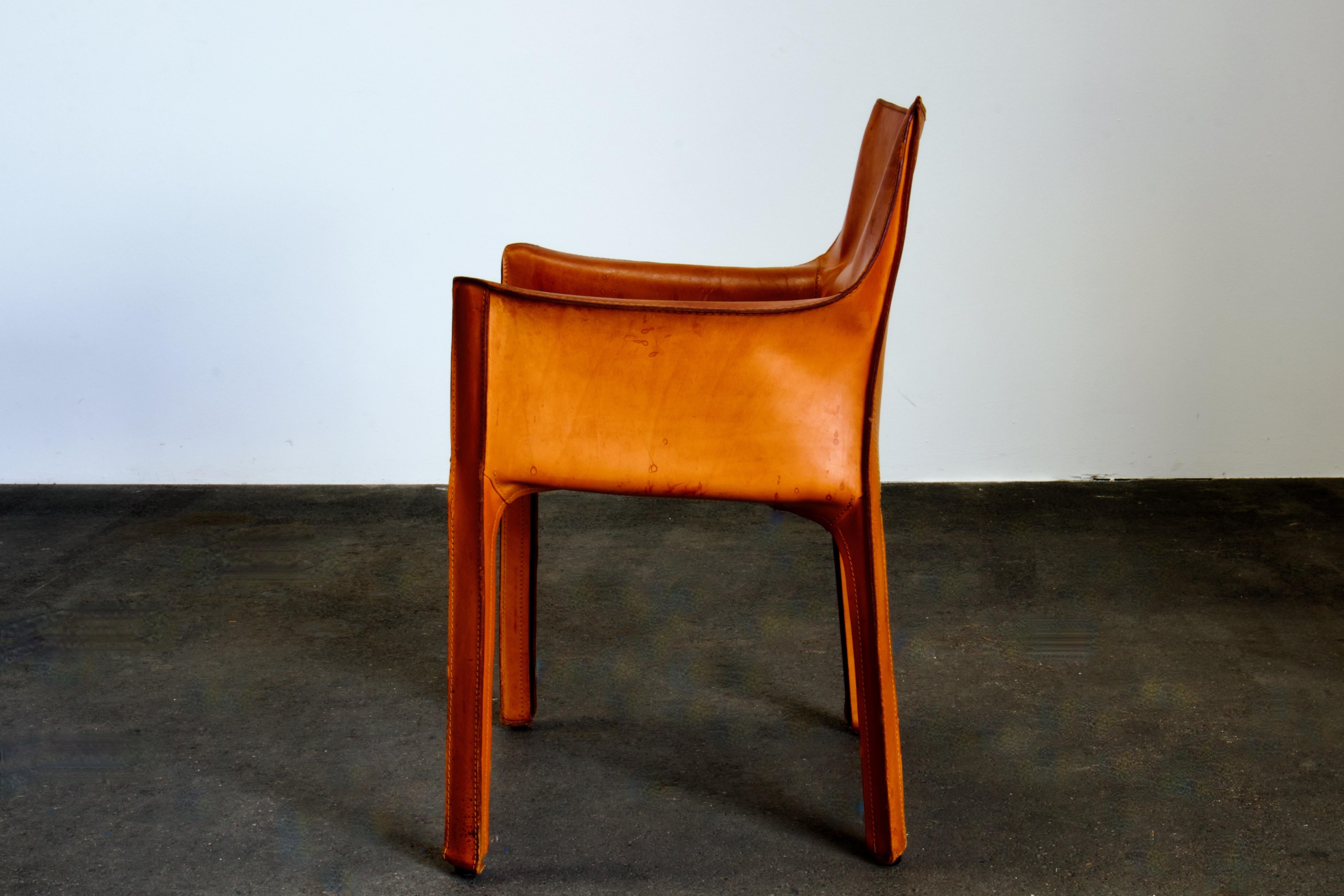 Patinated Bellini CAB 413 Armchair in Vintage Cognac Saddle Leather for Cassina In Good Condition In Grand Cayman, KY