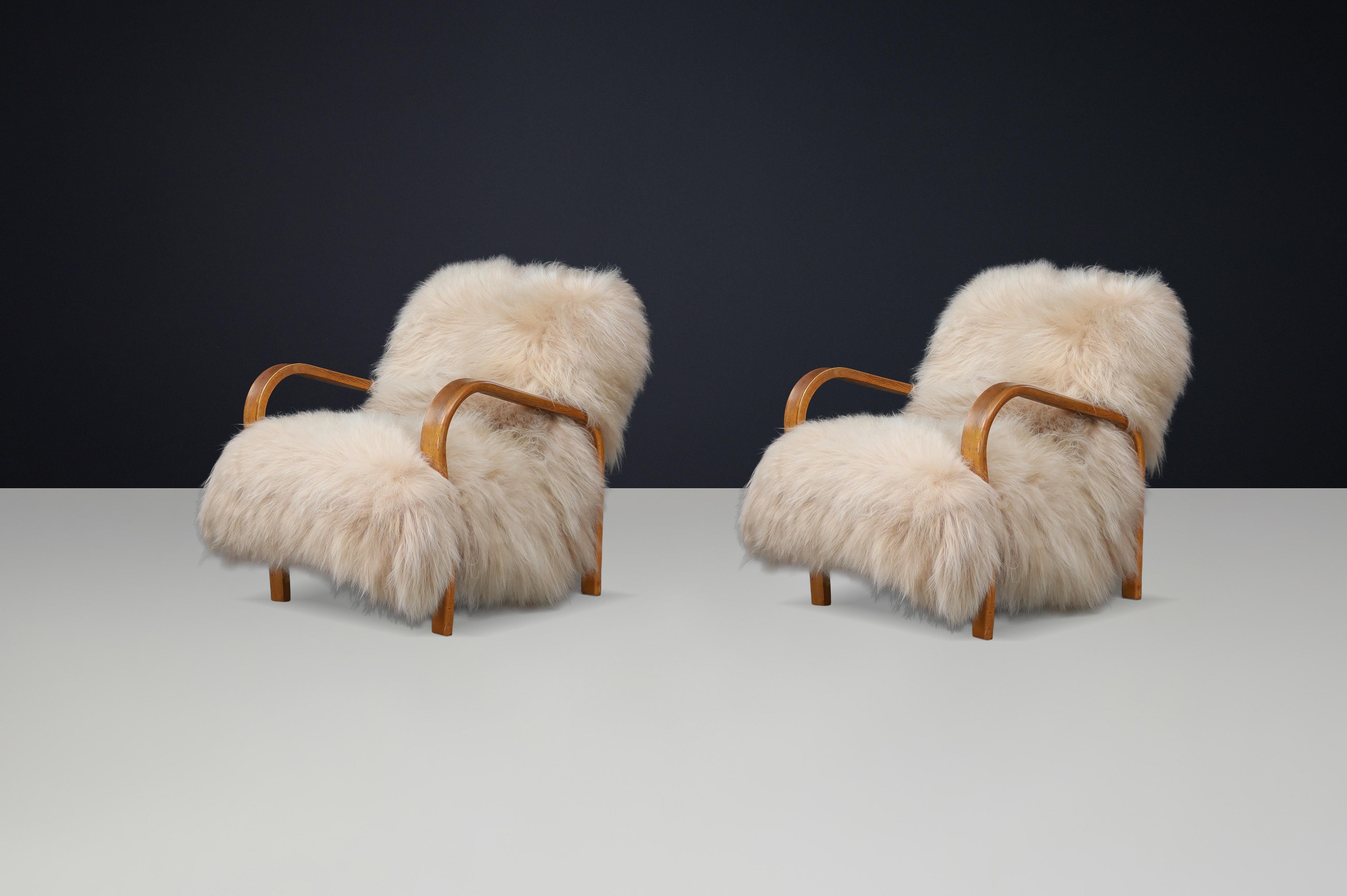 Patinated Bentwood Lounge Chairs by Kozelka & Kropáček in Long-Haired Icelandic For Sale 3