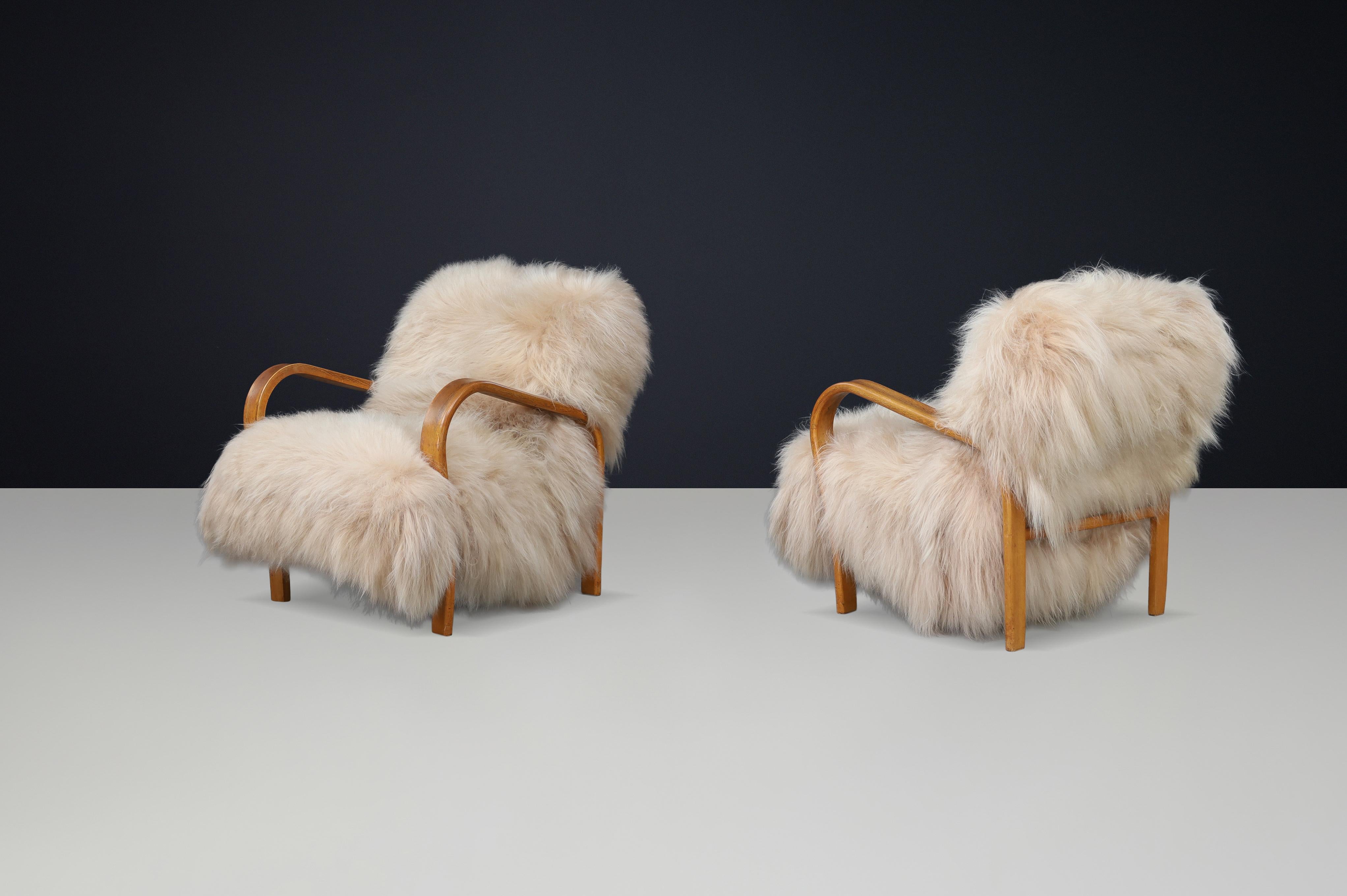 Patinated Bentwood Lounge Chairs by Kozelka & Kropáček in Long-Haired Icelandic For Sale 5
