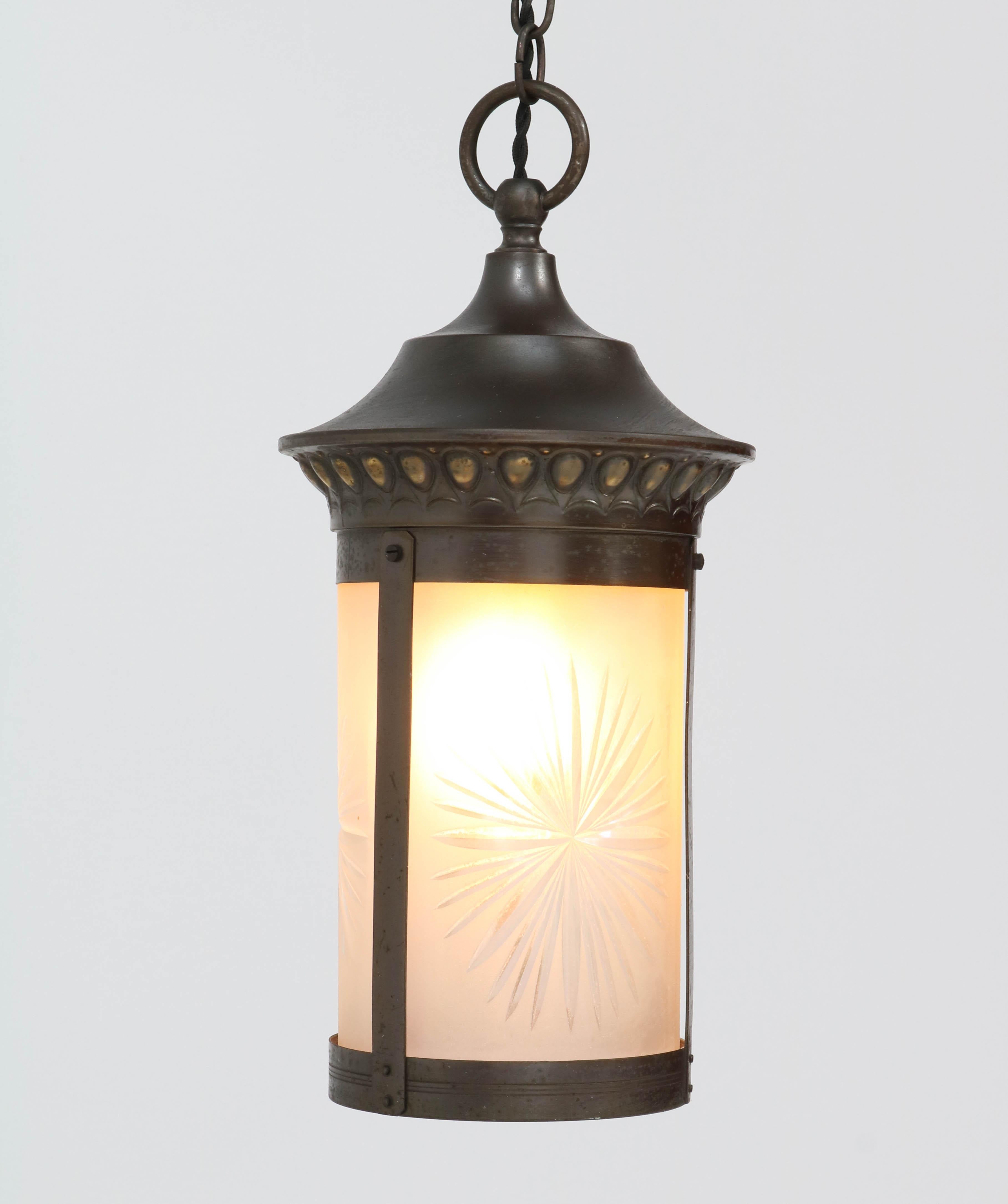 Patinated Brass Art Nouveau Lantern with Etched Glass, 1900s For Sale 4
