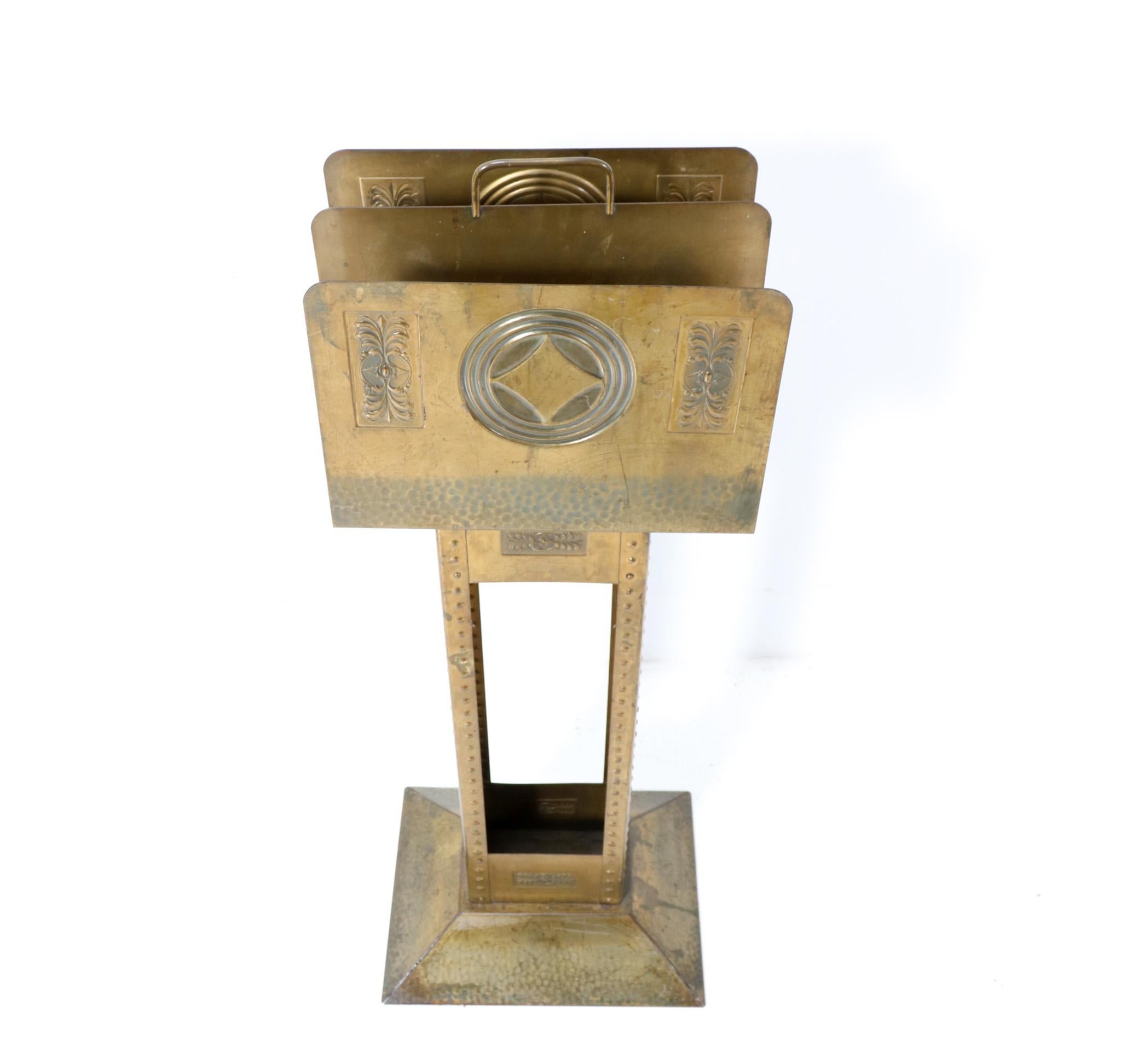 Patinated Brass Vienna Secession Magazine Rack In Good Condition For Sale In Amsterdam, NL