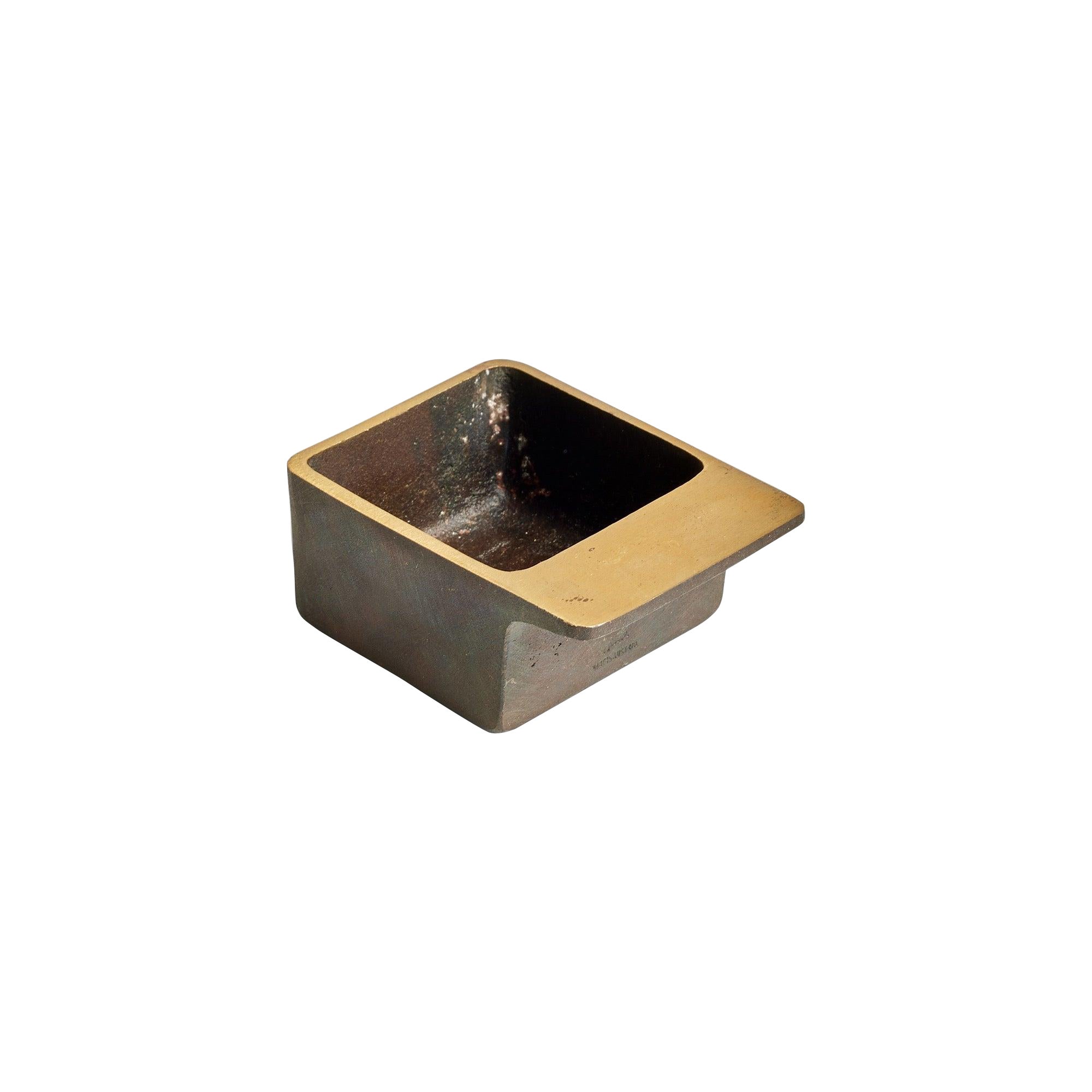 Cenicero de latón patinado de Carl Aubock para Werkstätte