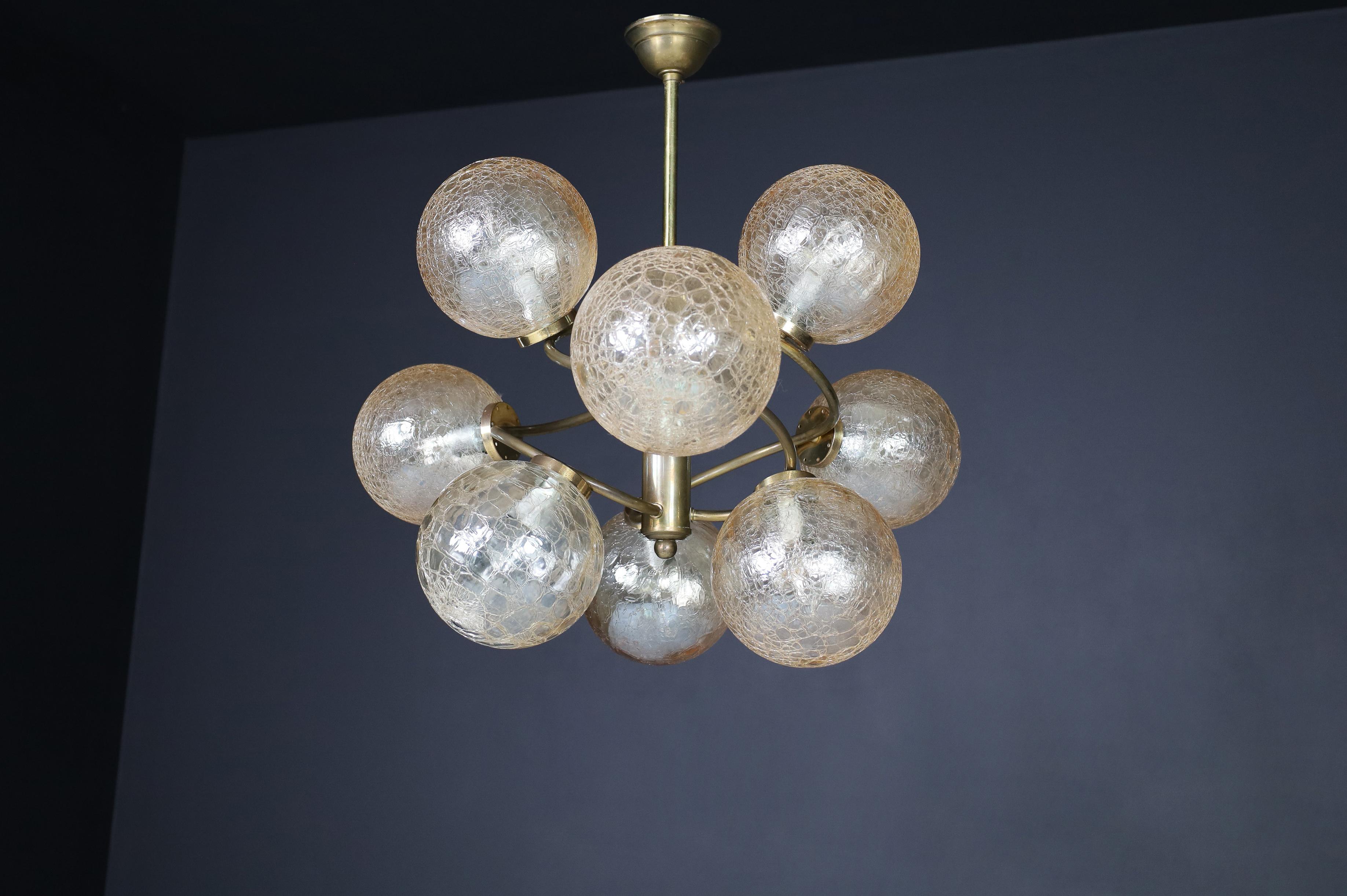 Patinated Brass Chandelier Wit Nine Amber-Colored Globes, Germany 1960s For Sale 5