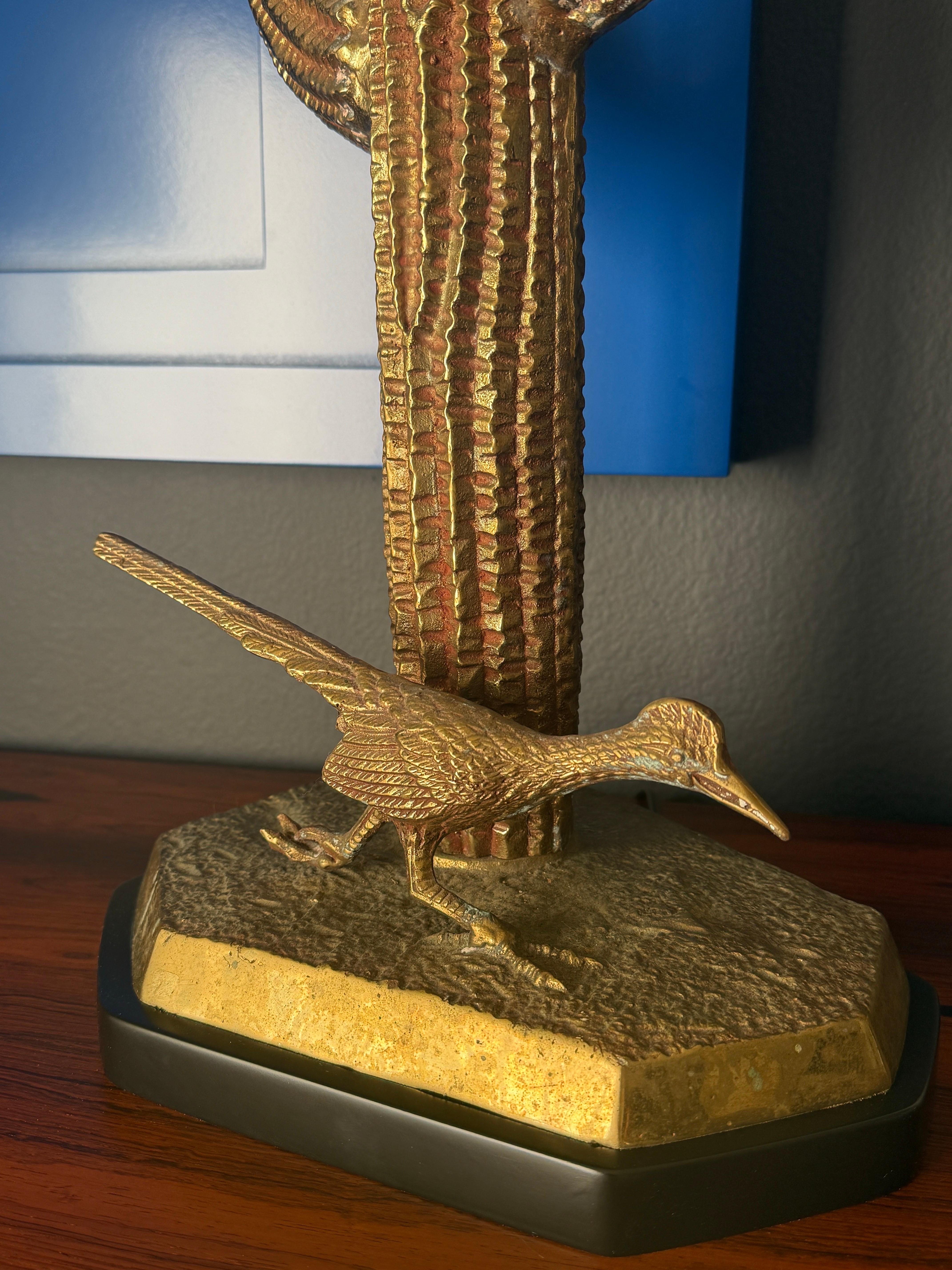 Lámpara de latón patinado Cactus Saguaro en venta 15