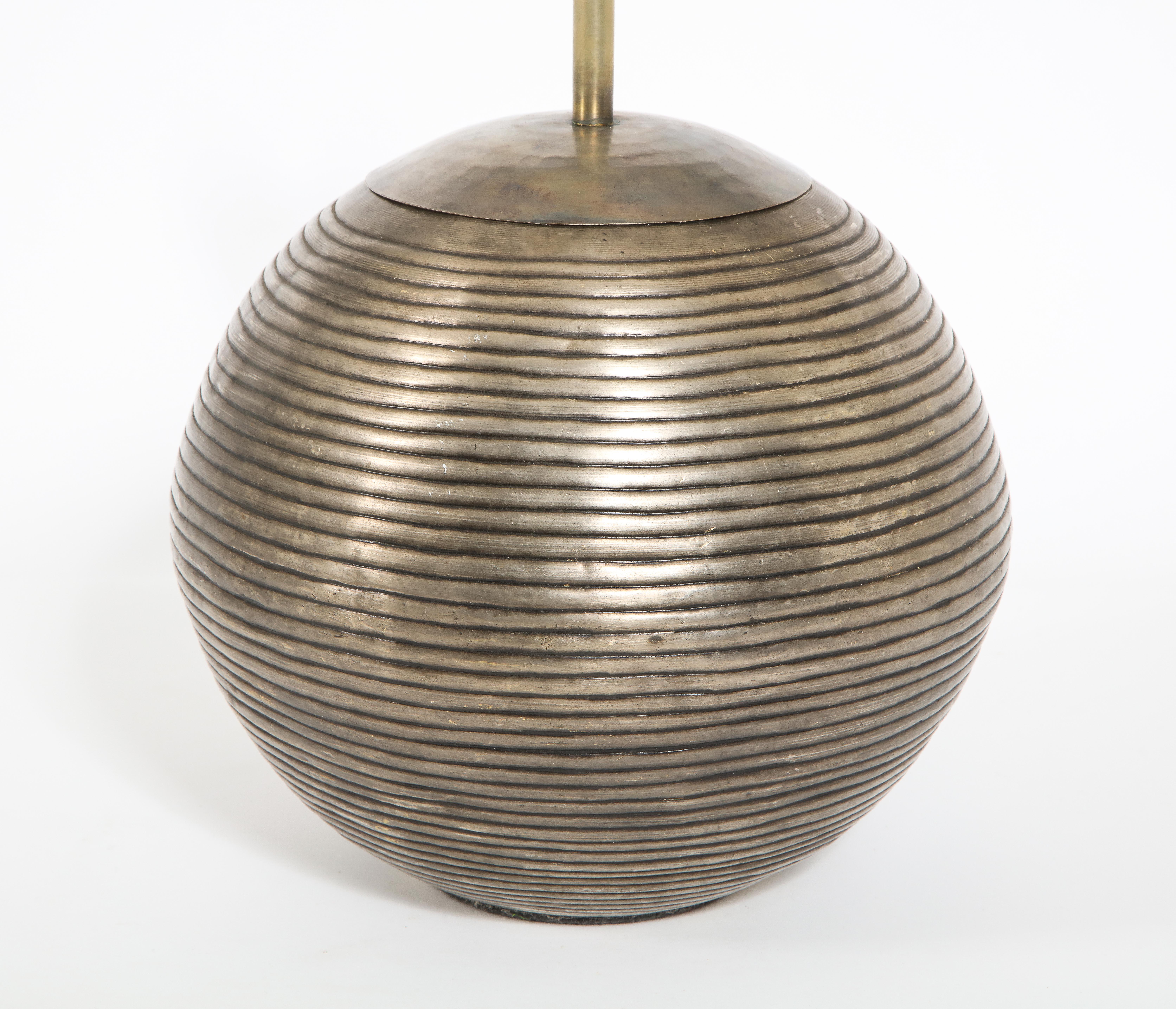 Ribbed Patinated Brass Spherical Table Lamp, France 1960's For Sale 2