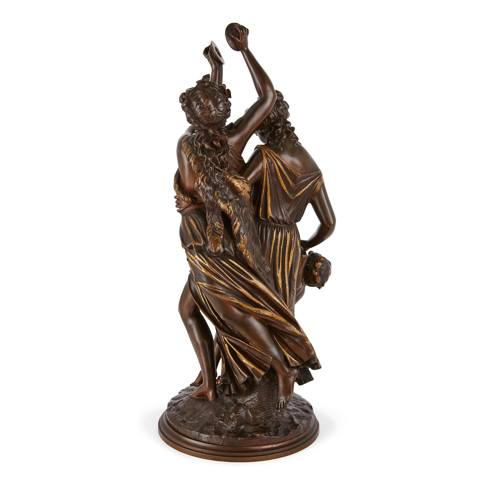 Klassizistische Skulptur von Levêque aus patinierter Bronze und paketvergoldet
Französisch, Ende 19. Jahrhundert
Höhe 60cm, Breite 24cm, Tiefe 24cm

Diese elegante neoklassizistische Bronzeskulptur stammt von dem französischen Künstler Edmond