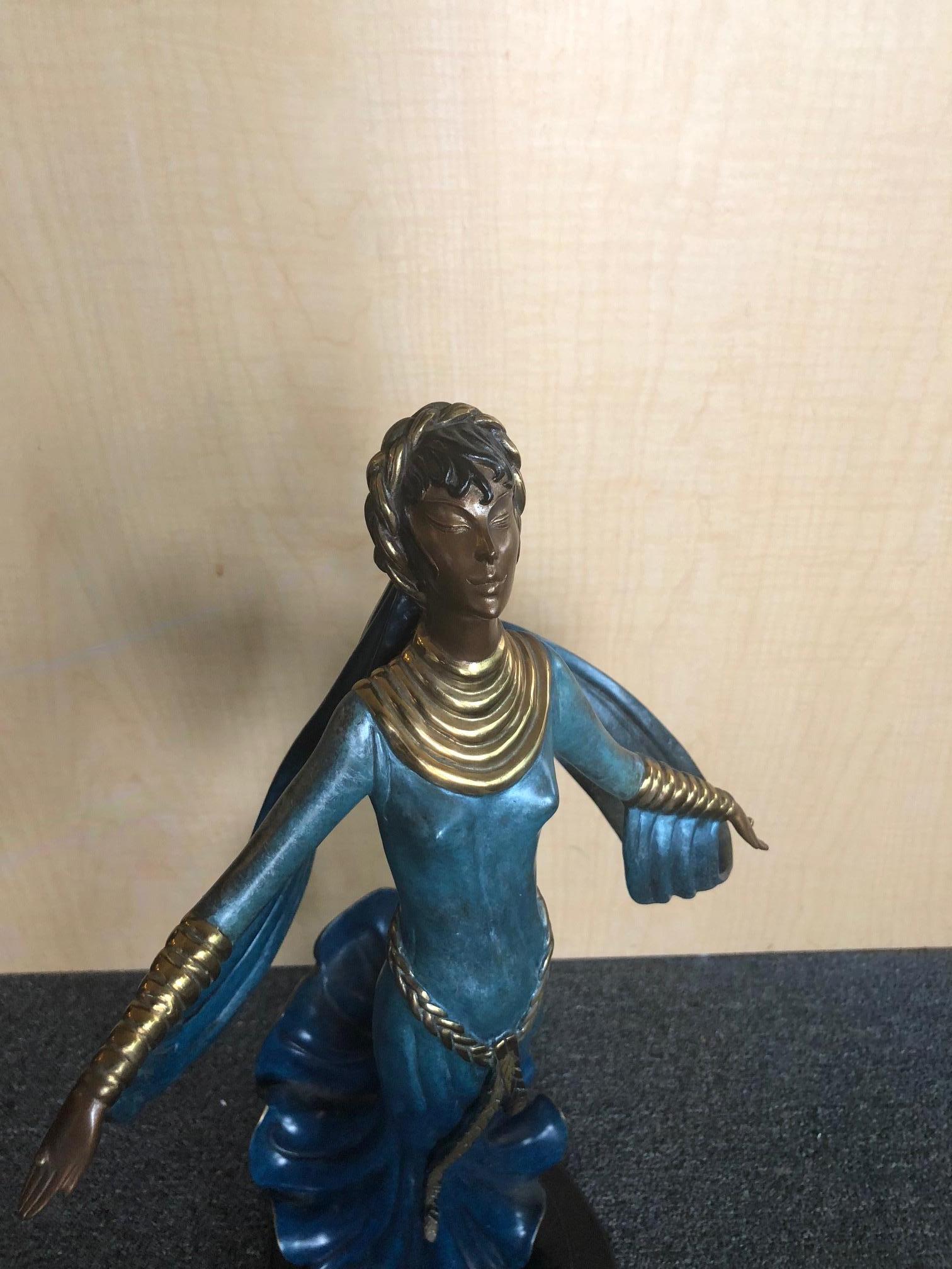 Patinated Bronze 