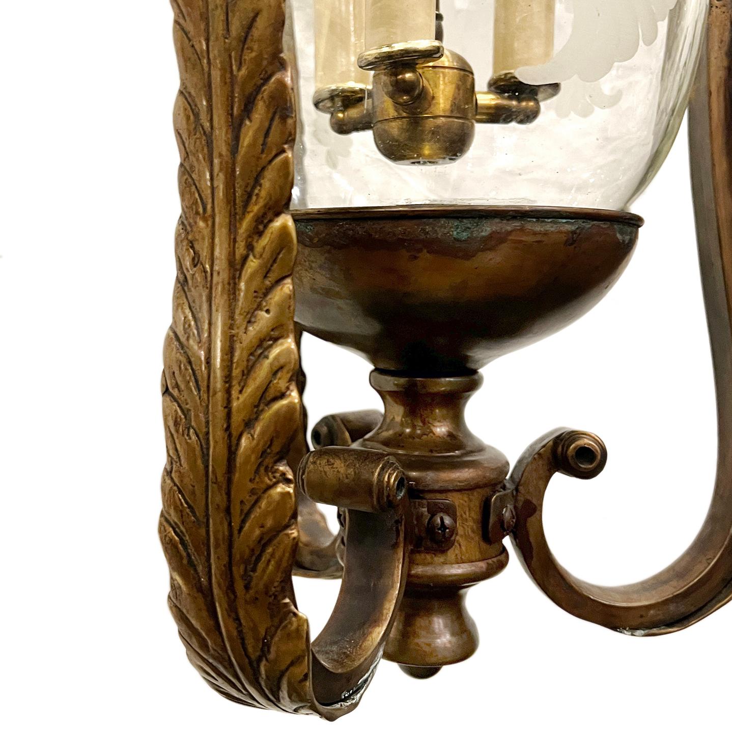 Patinated Bronze English Lantern In Good Condition For Sale In New York, NY