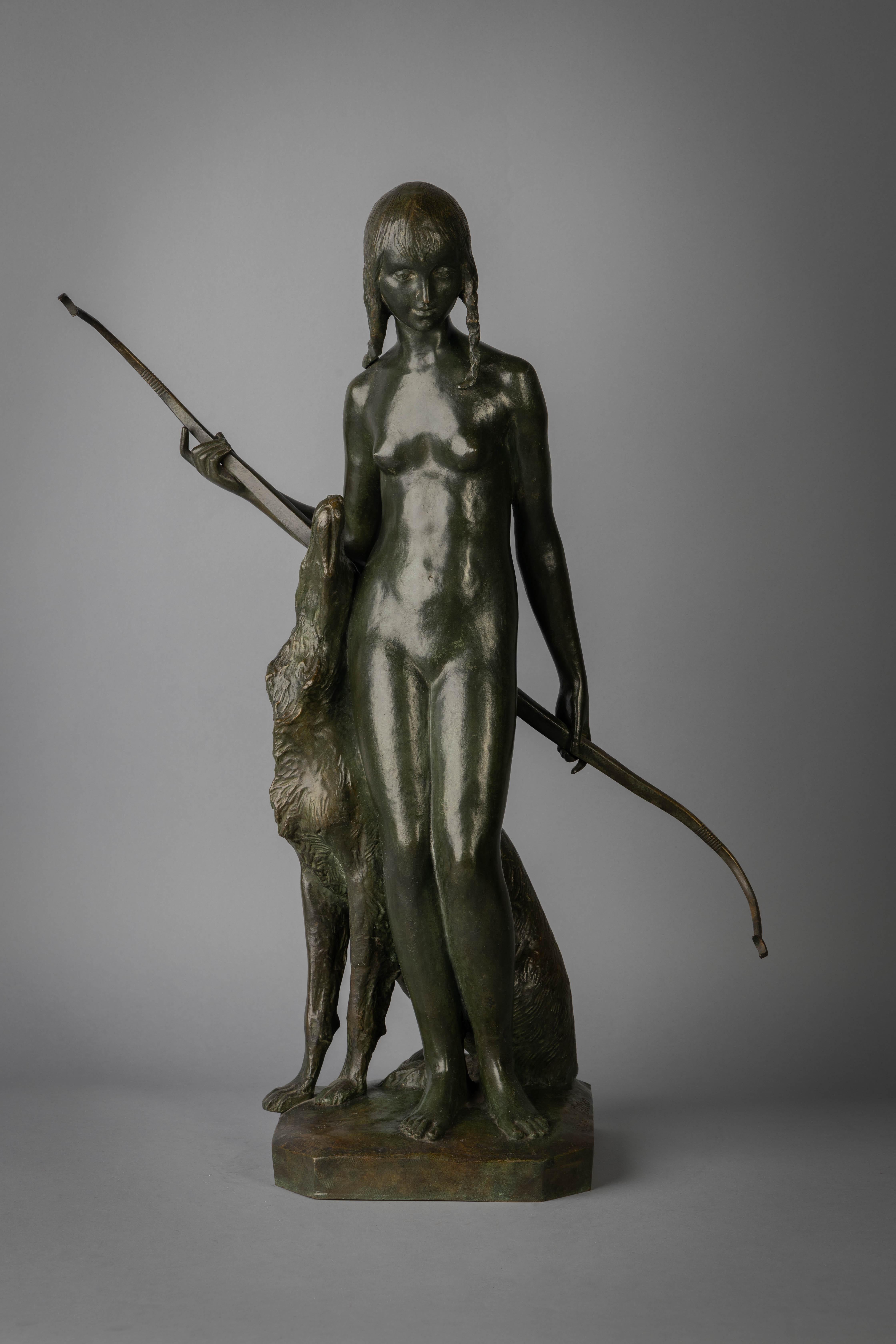 diana huntress statue