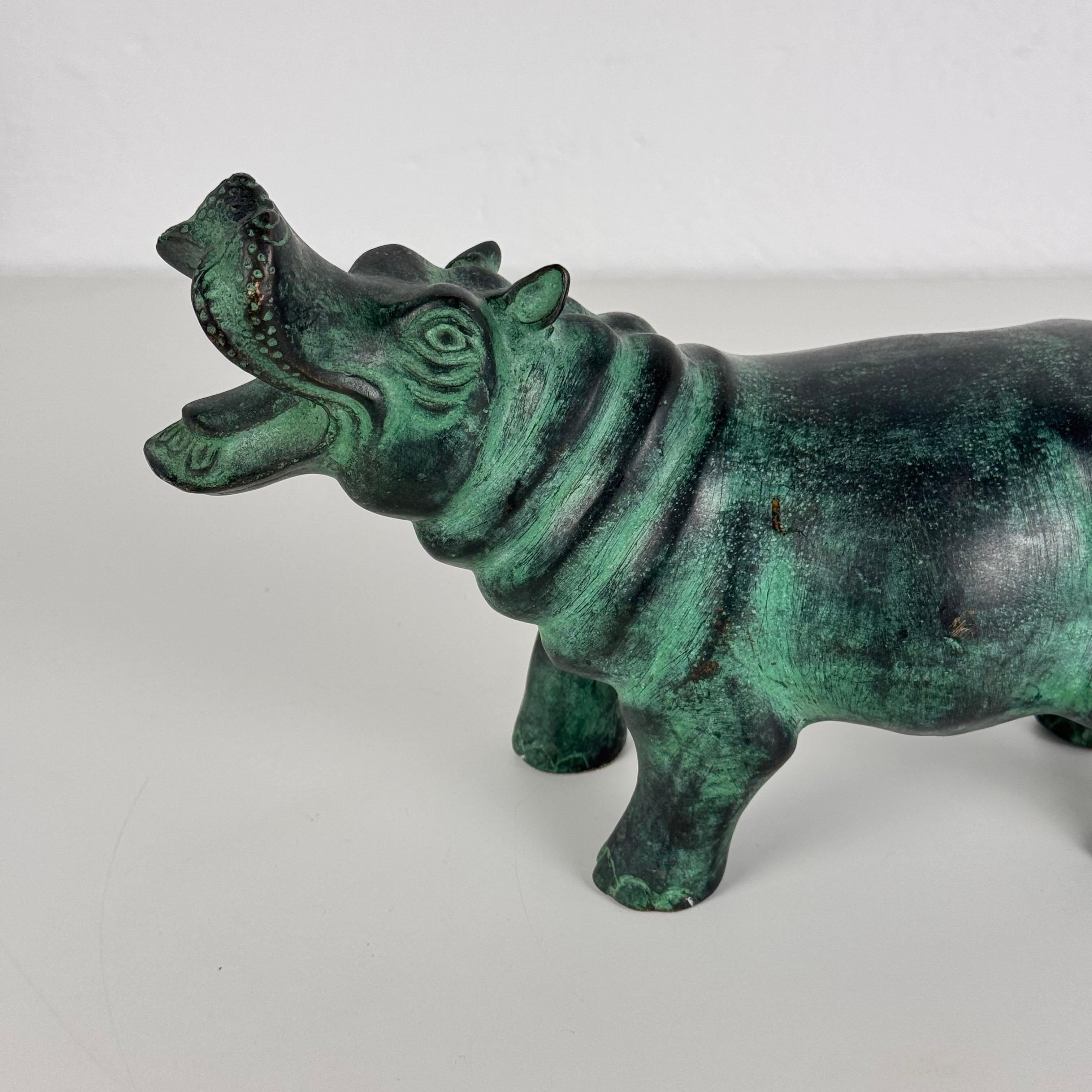 Mid-Century Modern Patinated Bronze Hippopotamus Sculpture, 1980s For Sale