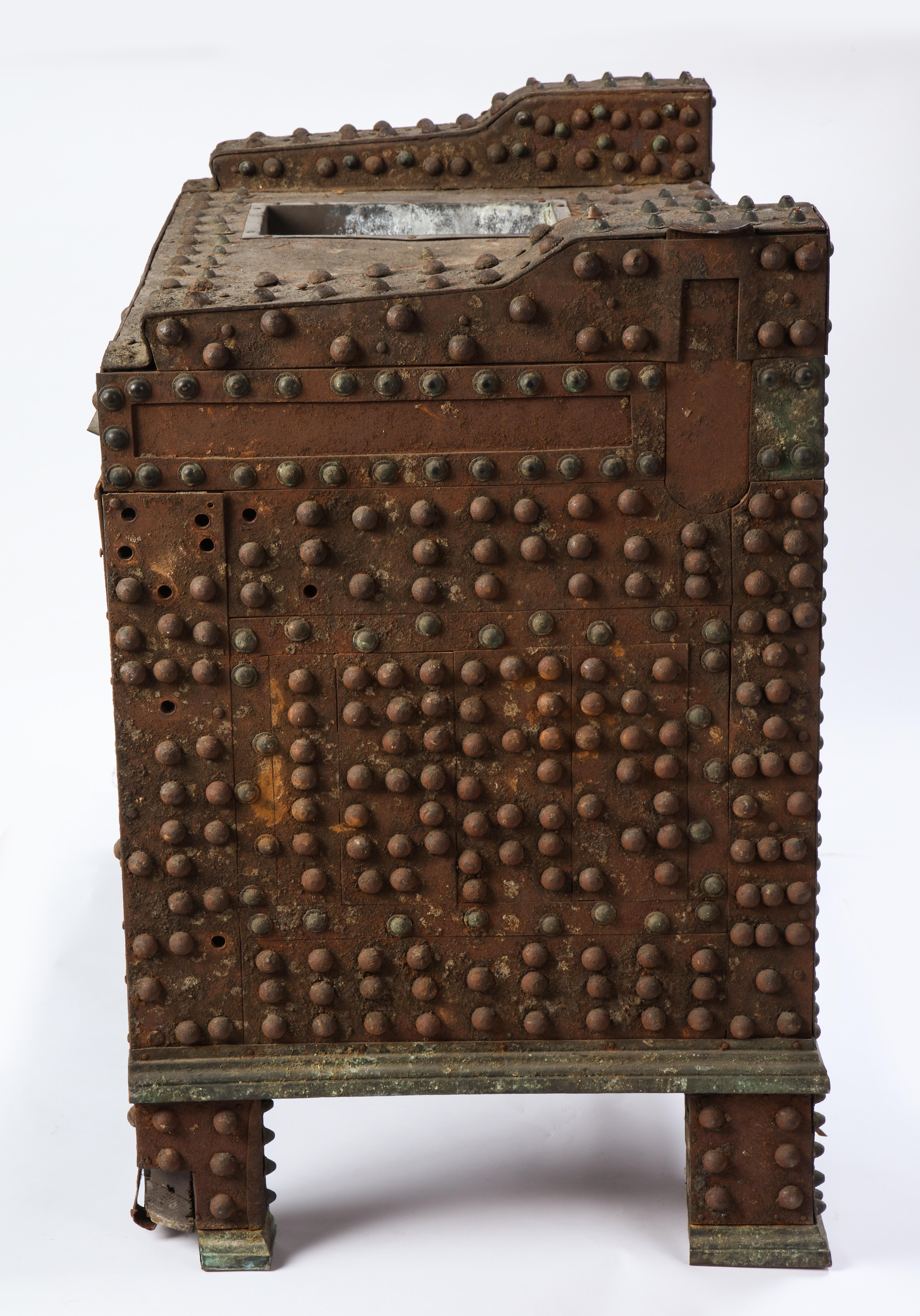 Patinated-Bronze Model of a Safe, After The Antique, 20th Century For Sale 9