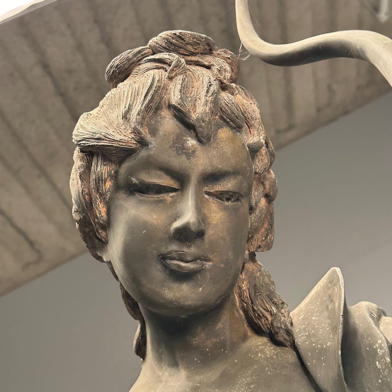 Statue d'extérieur en bronze patiné, Vénus et Cupidon, Sculpture grandeur nature en vente 5