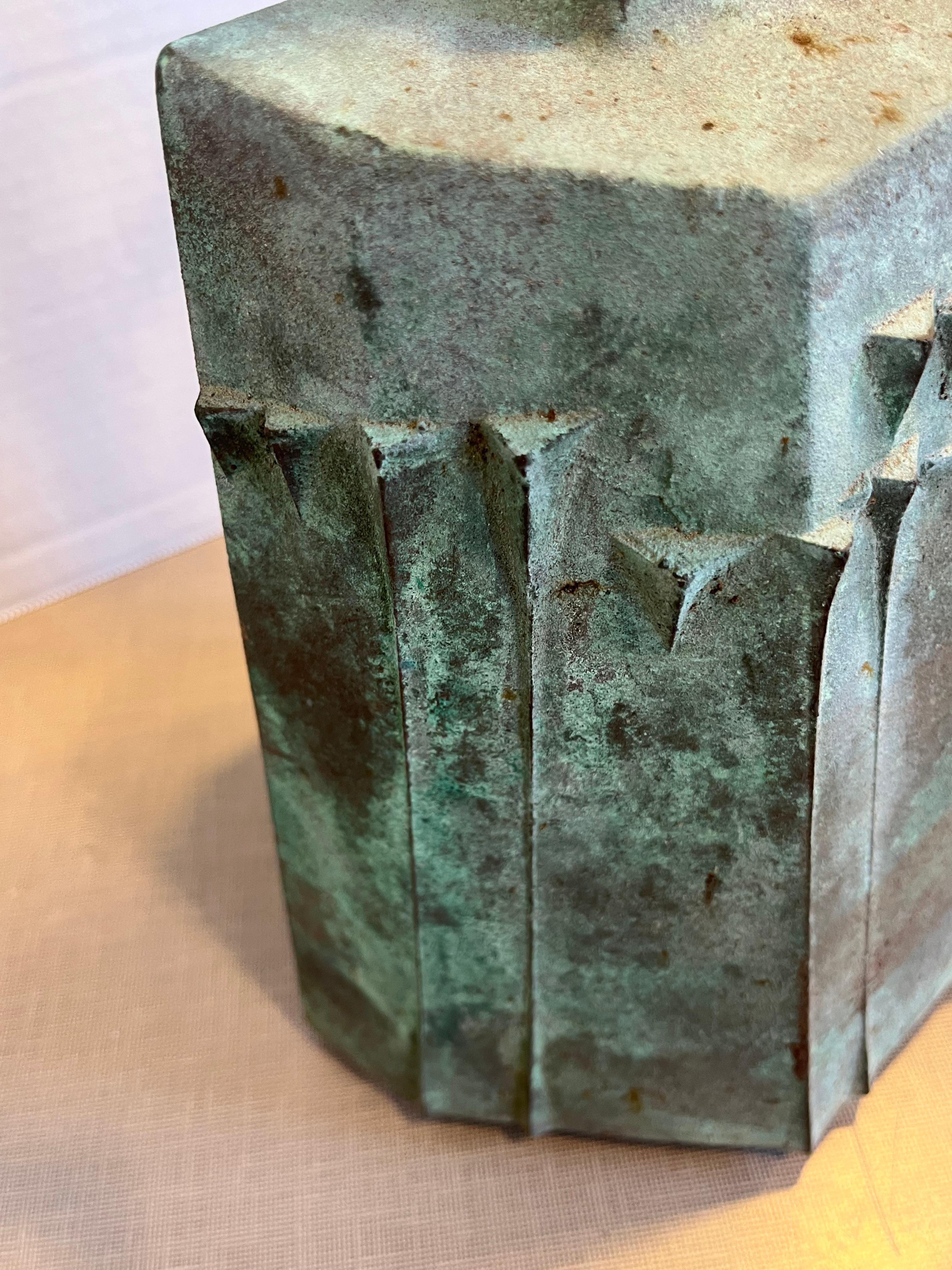 Mid-Century moderno Scultura in bronzo patinato di Paolo Scoleri in vendita