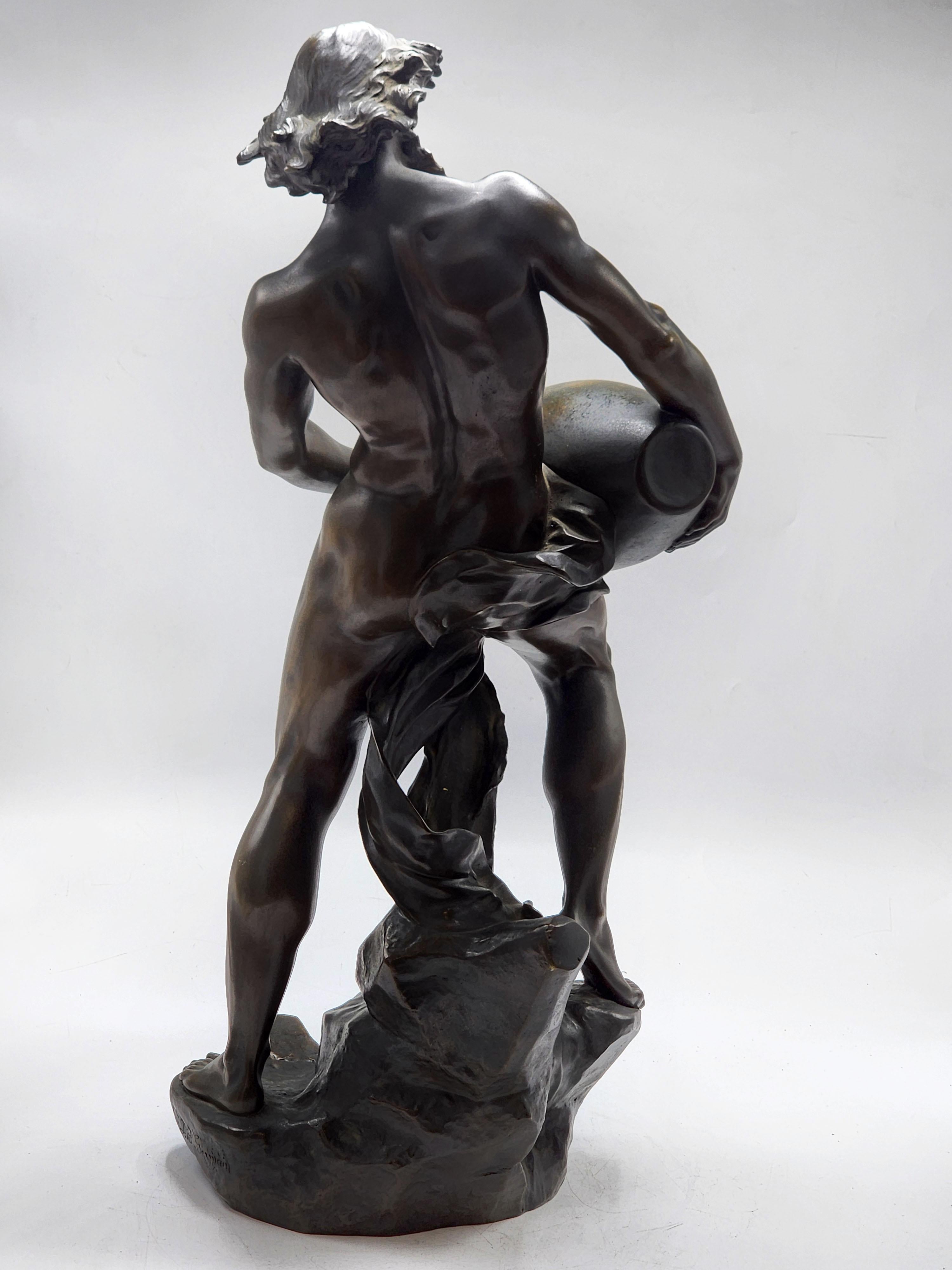 Escultura de bronce patinado 