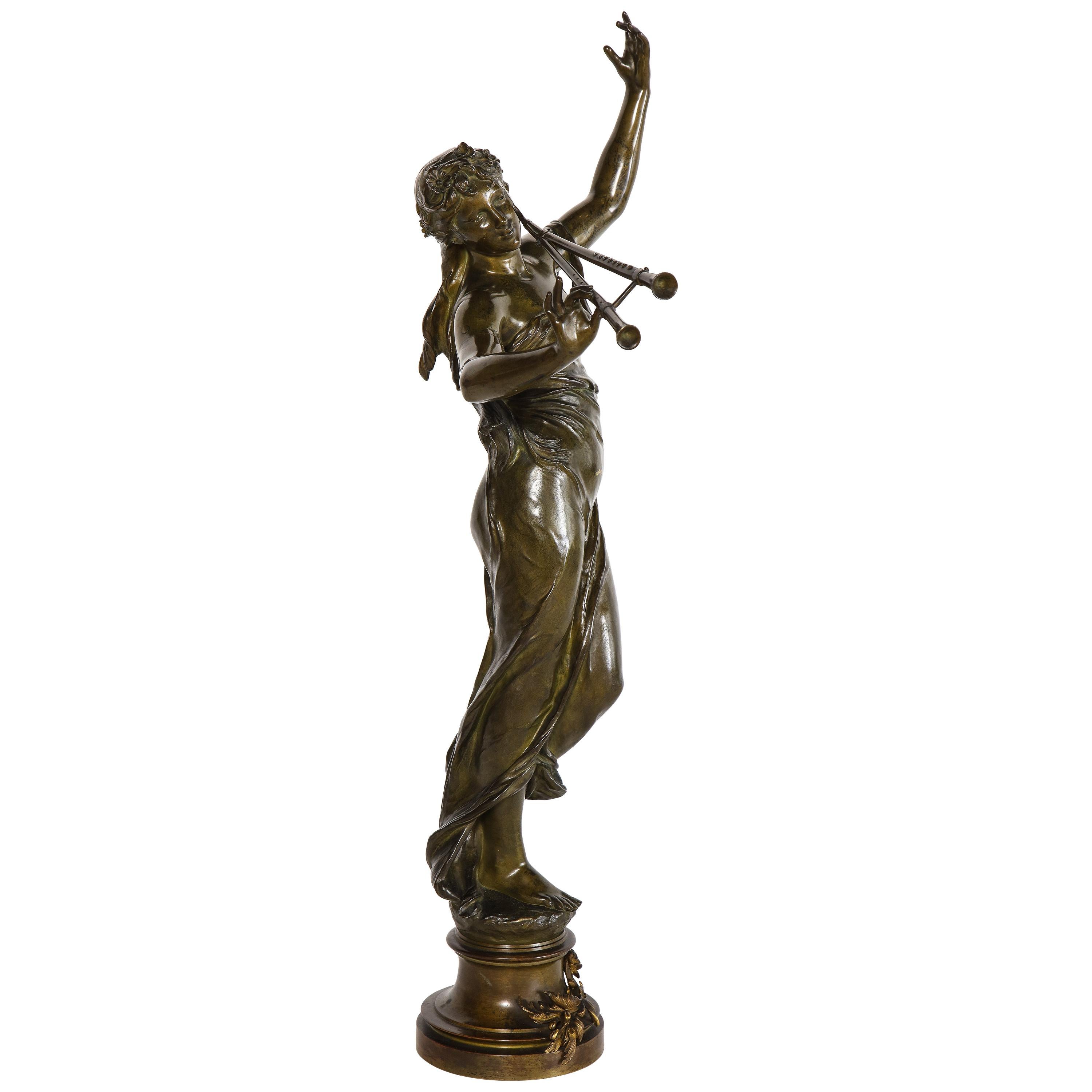 Sculpture en bronze patiné d'une femme « Muses des Bois », signée Eug. Marioton en vente