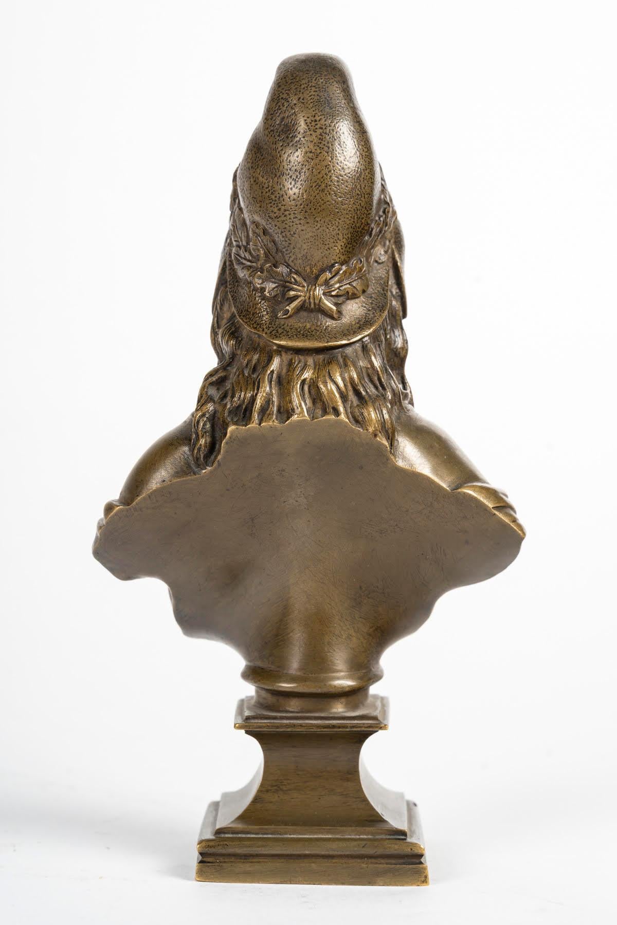 Patinated Bronze Sculpture of Marianne, Early 20th Century. In Good Condition For Sale In Saint-Ouen, FR