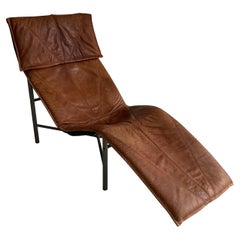 Chaise longue en cuir cognac patiné de Tord Bjorklund, Suède, 1970