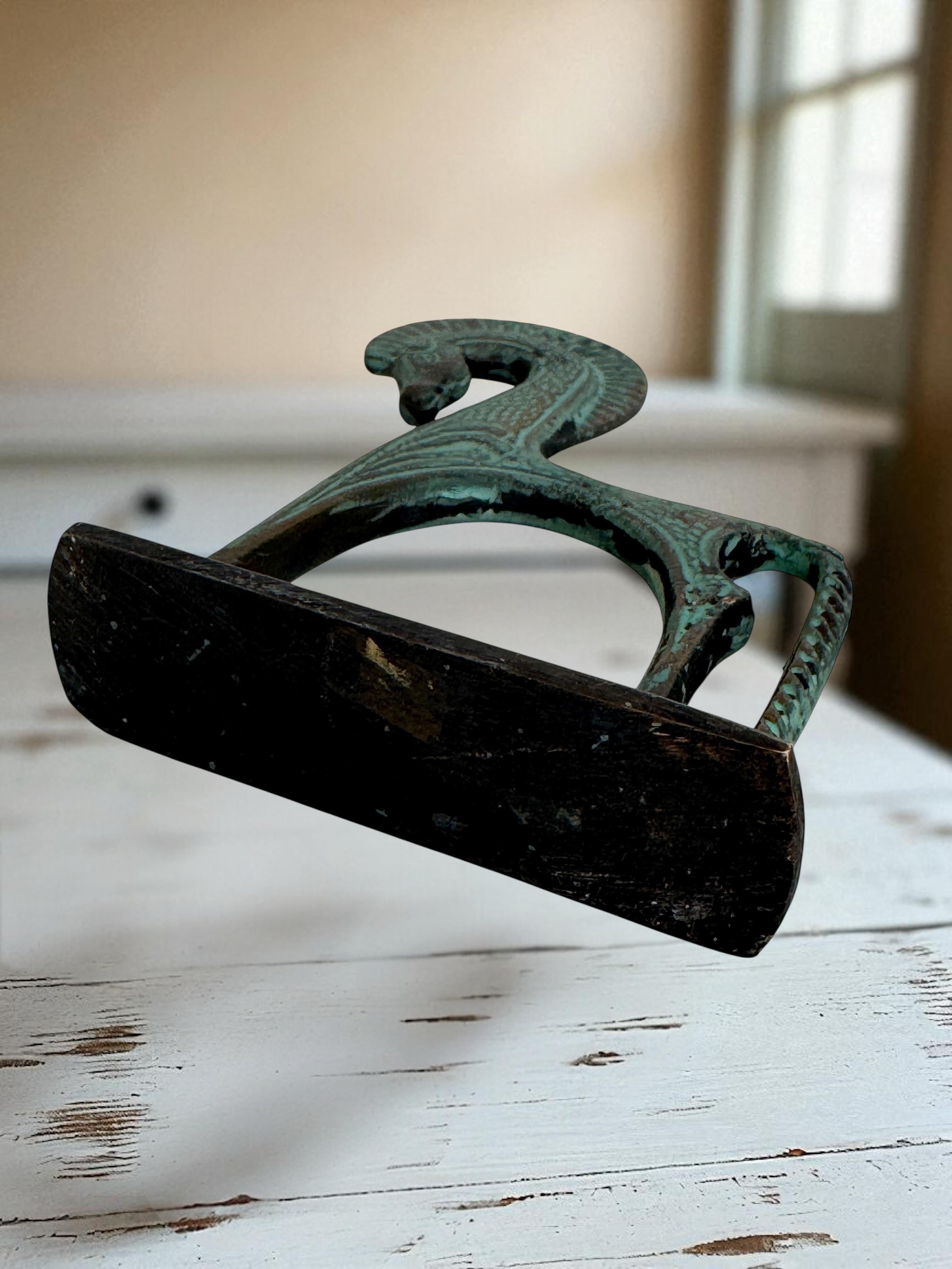 Sculpture étrusque patinée représentant un cheval, style Weinberg, années 1970 en vente 3