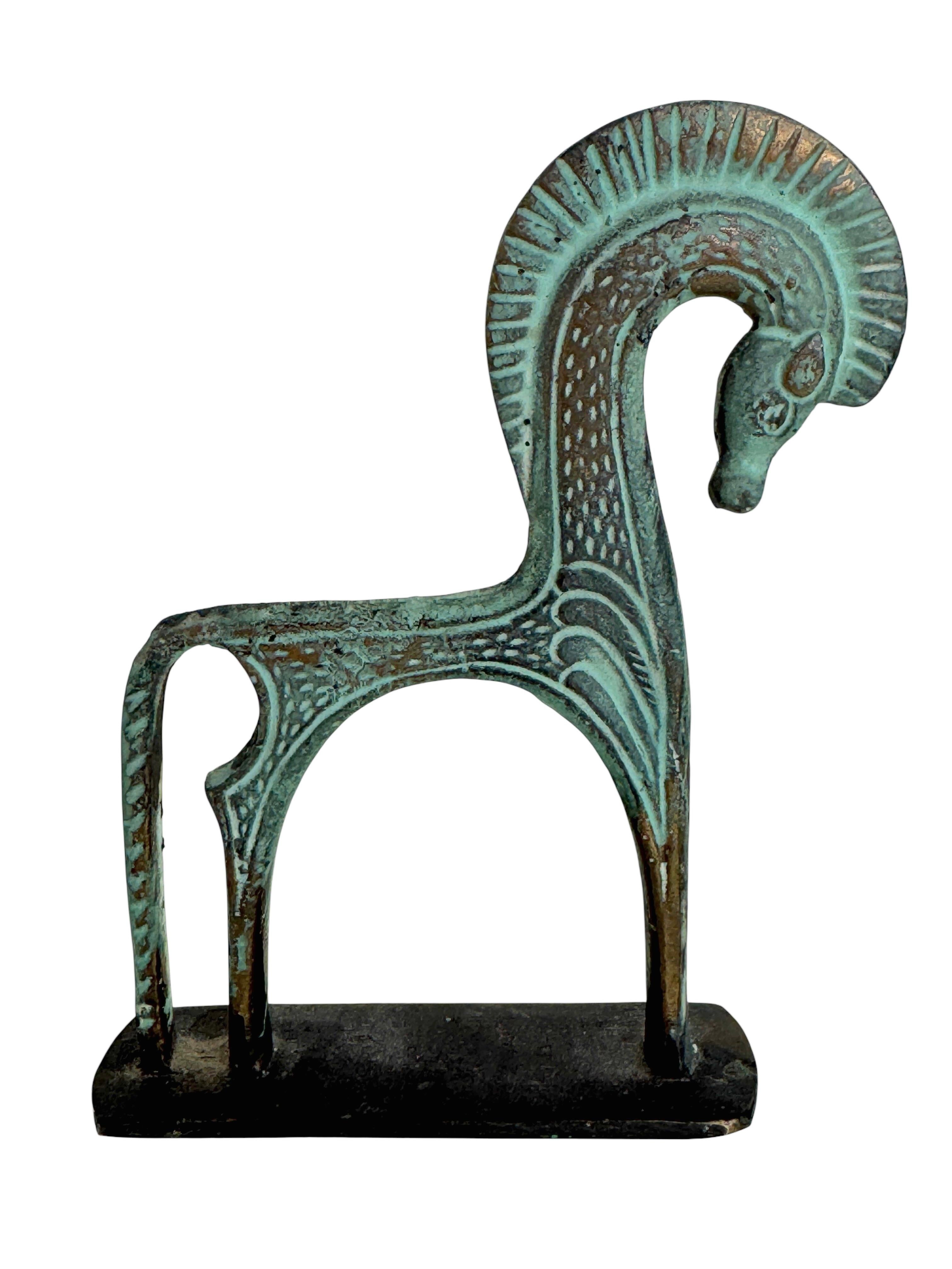 Sculpture étrusque patinée représentant un cheval, style Weinberg, années 1970 Bon état - En vente à Nuernberg, DE