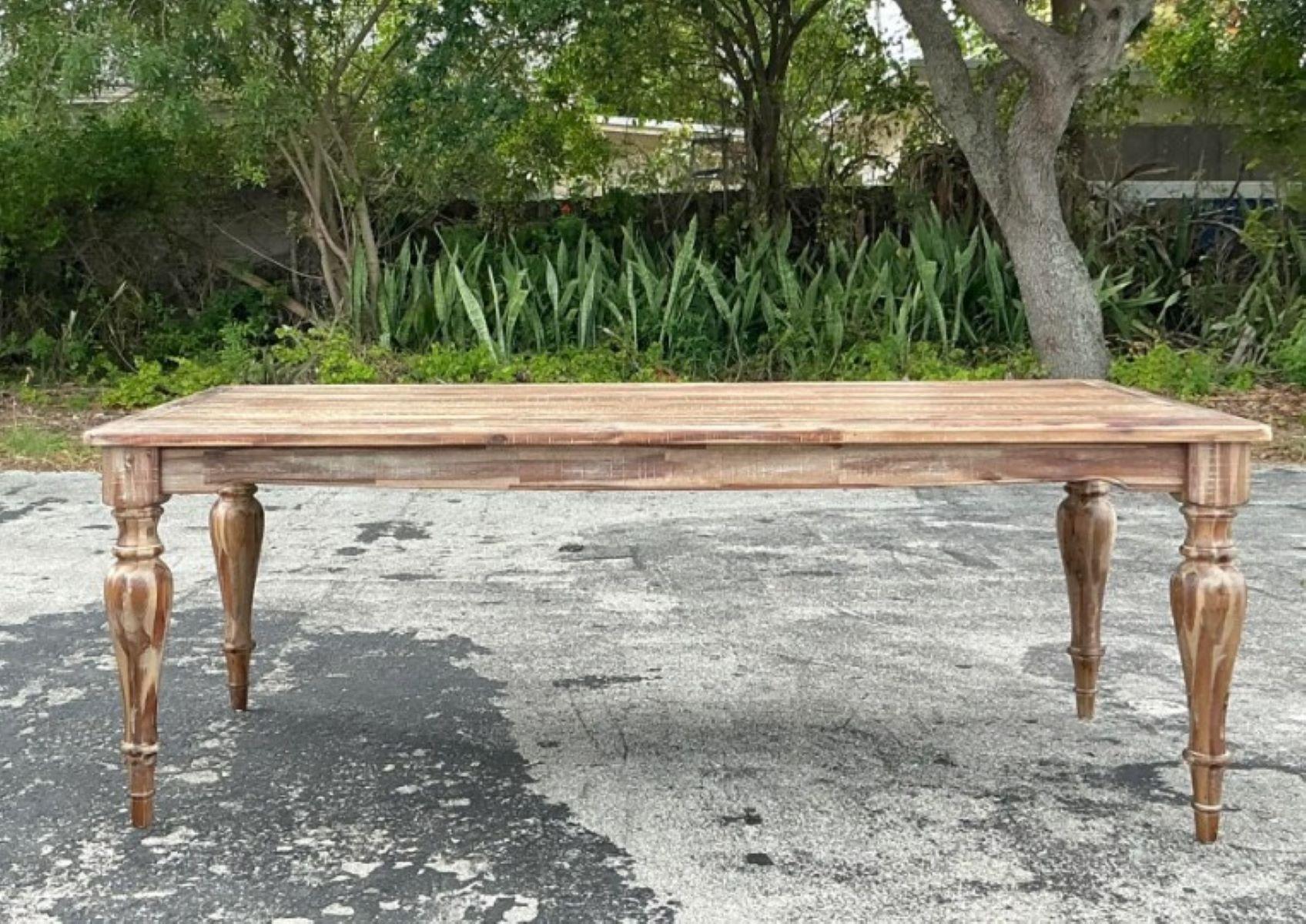 Bohème Table de ferme patinée en vente