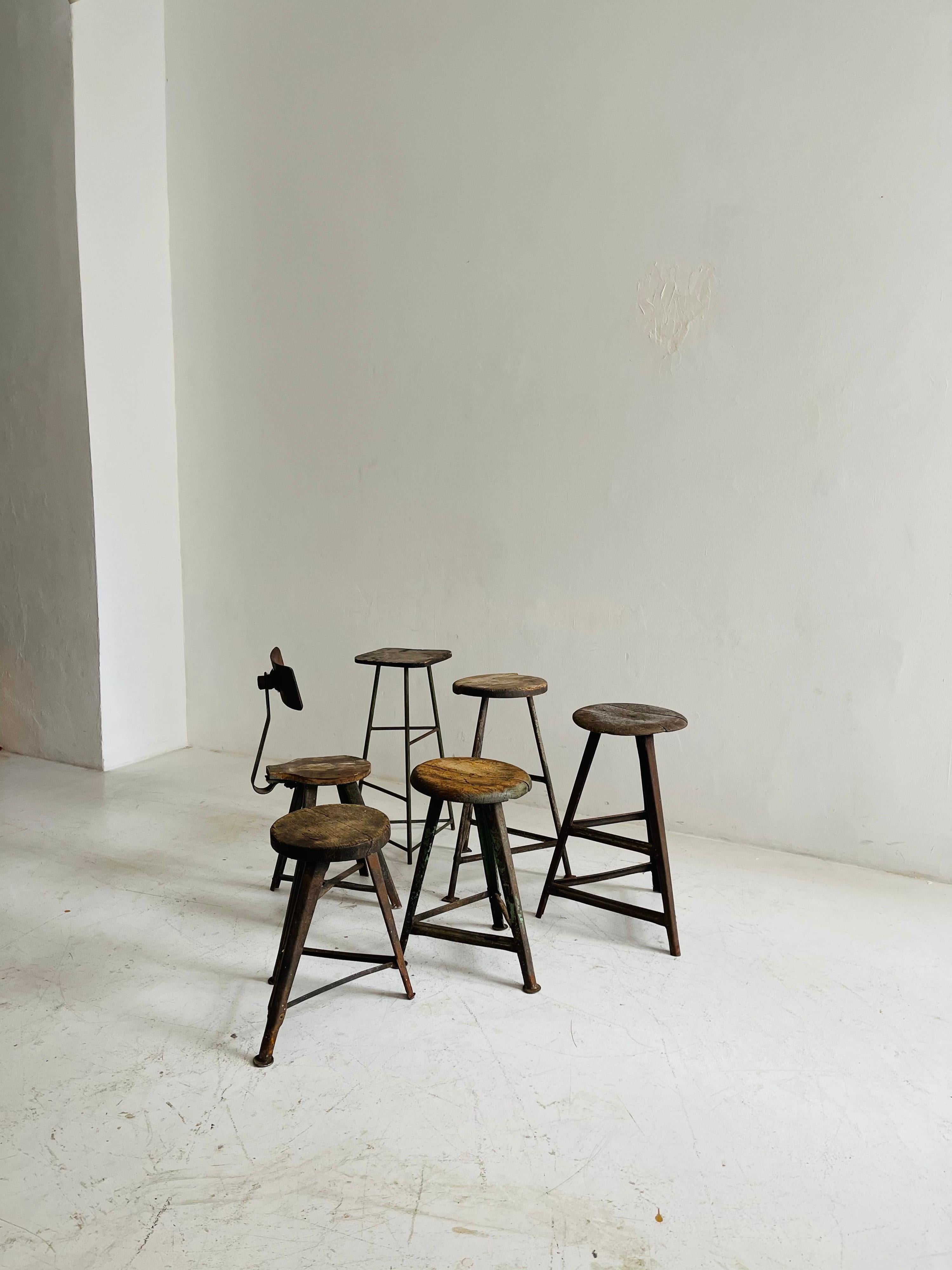 Patinated Industrial Factory Stools Group of Six, Austria, 1930s In Distressed Condition For Sale In Vienna, AT