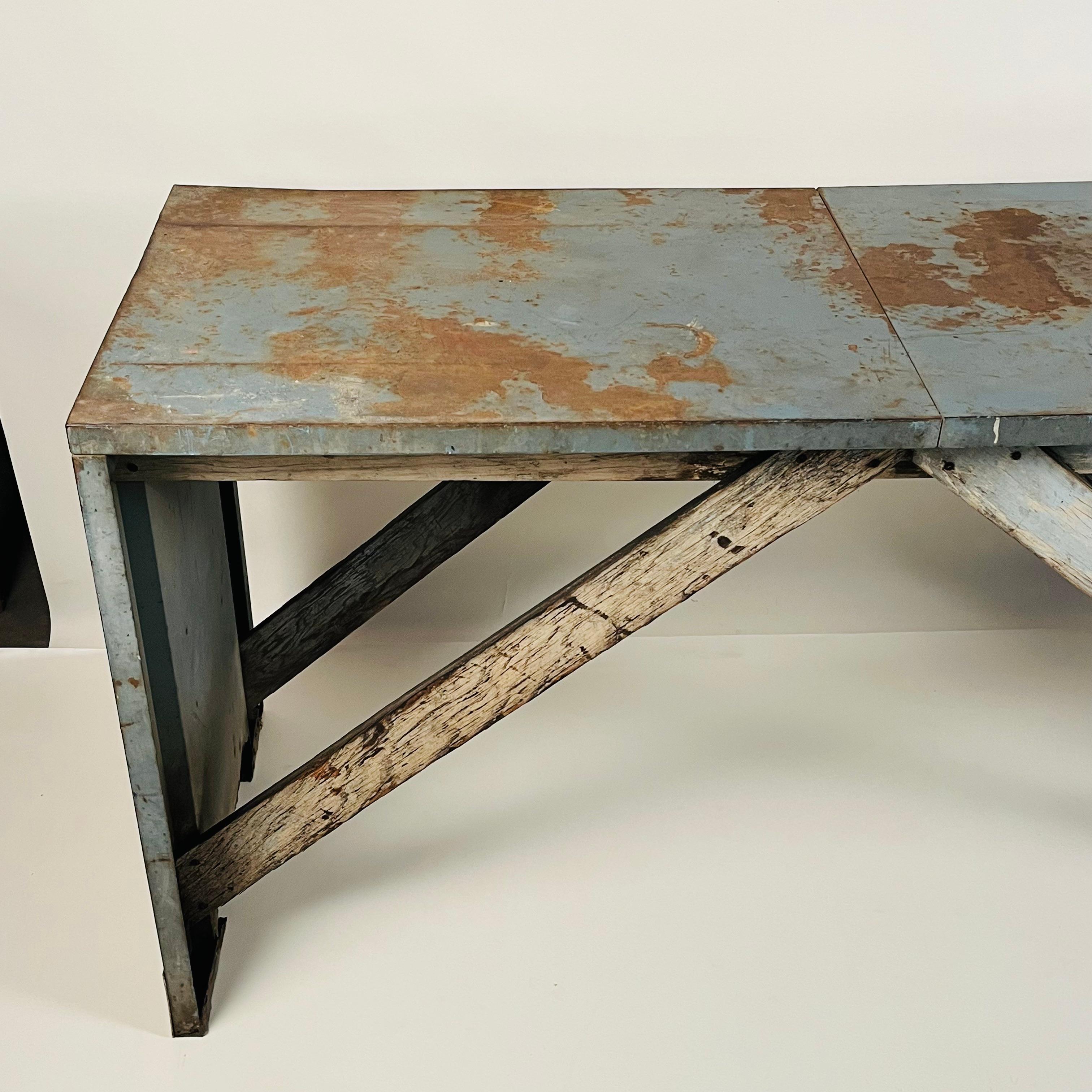 Americano Console da lavoro industriale patinata in vendita