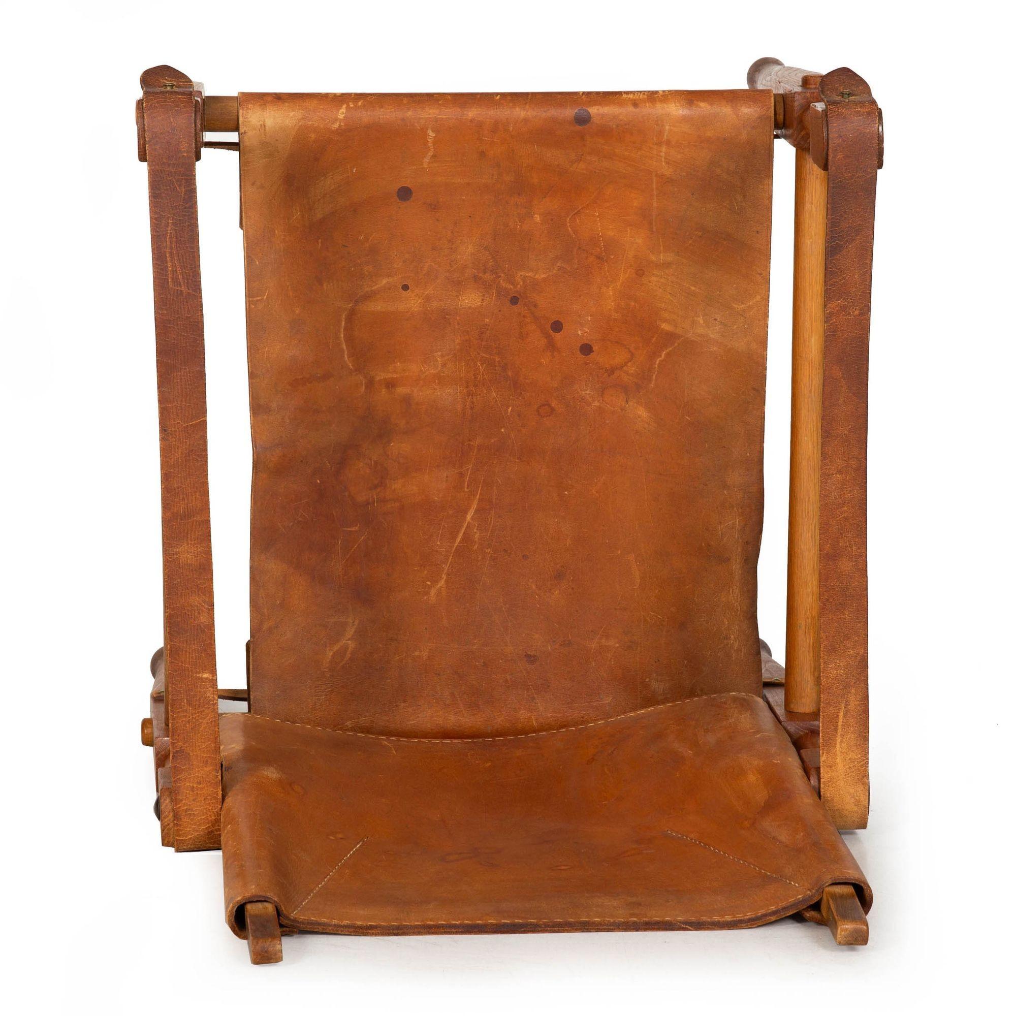 Patinated Leather and Oak “Safari” Chair by Wilhelm Kienzle ca. 1950 12