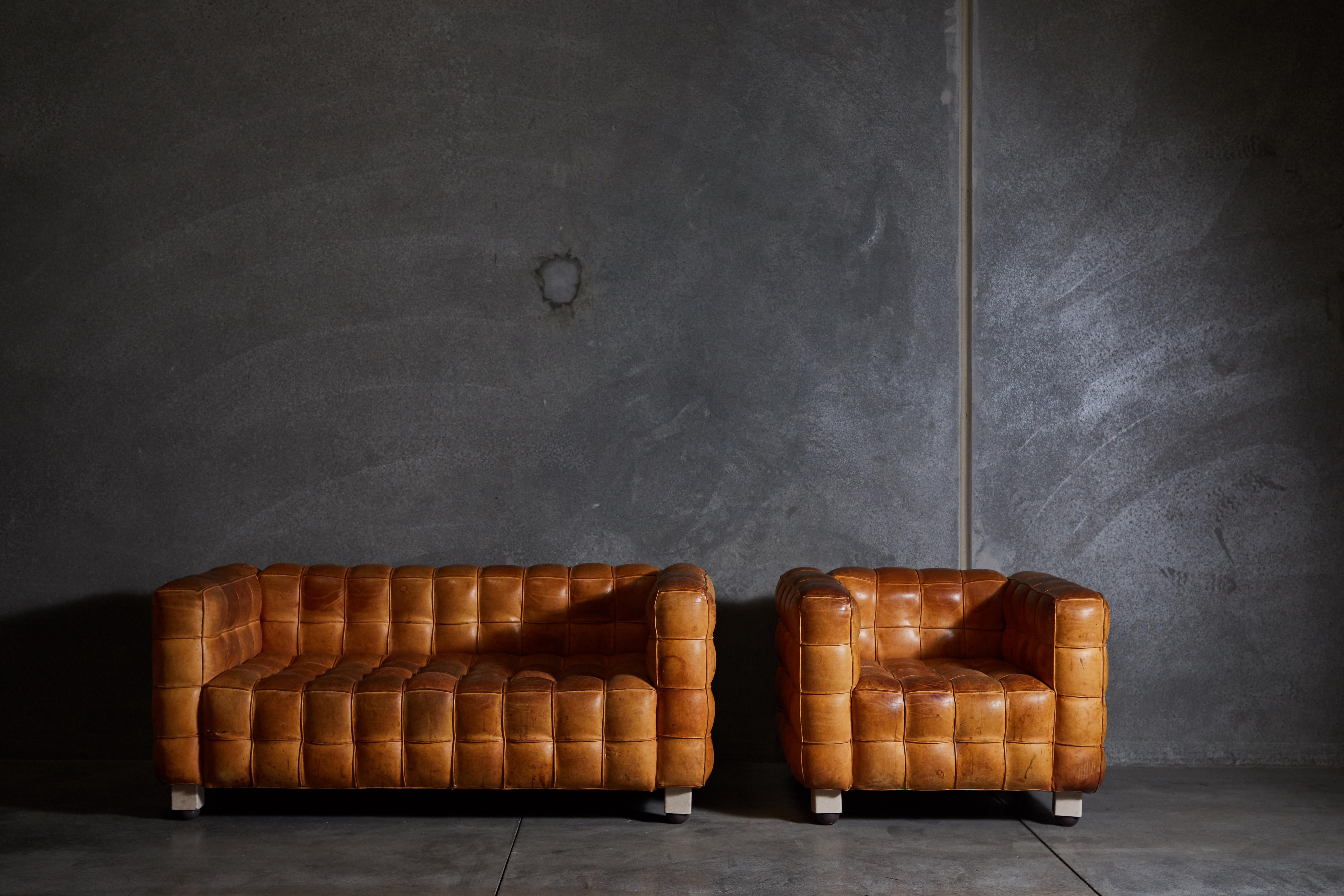 Patinated cognac tufted leather 