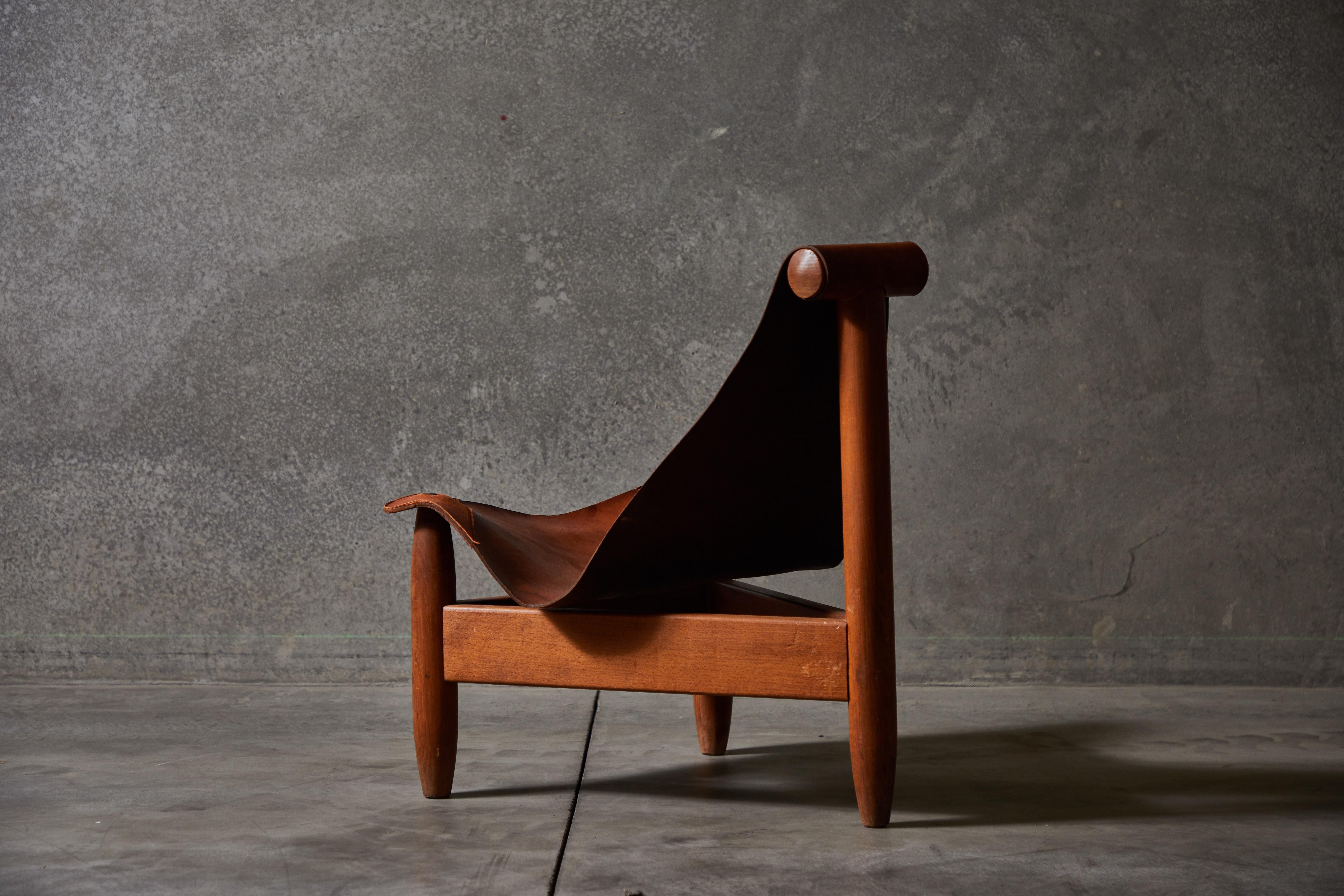 Patinated Leather Sling Chair (Leder)