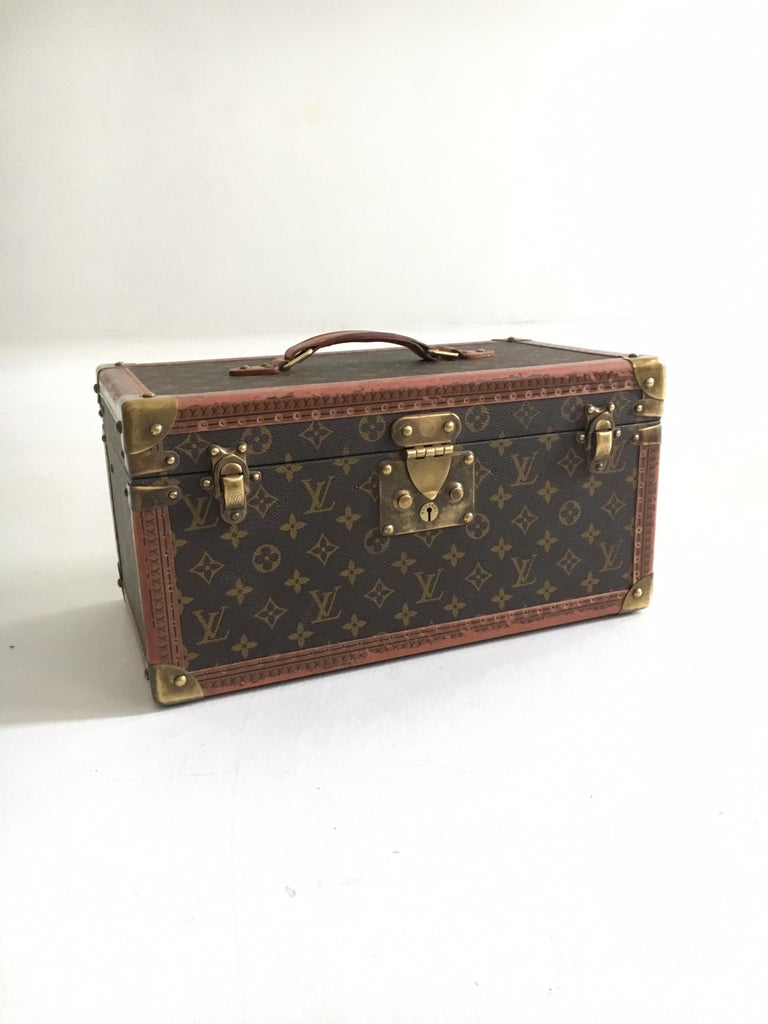 Patinated Louis Vuitton Train Case Louis Vuitton Beauty Case, France, 1990s at 1stDibs