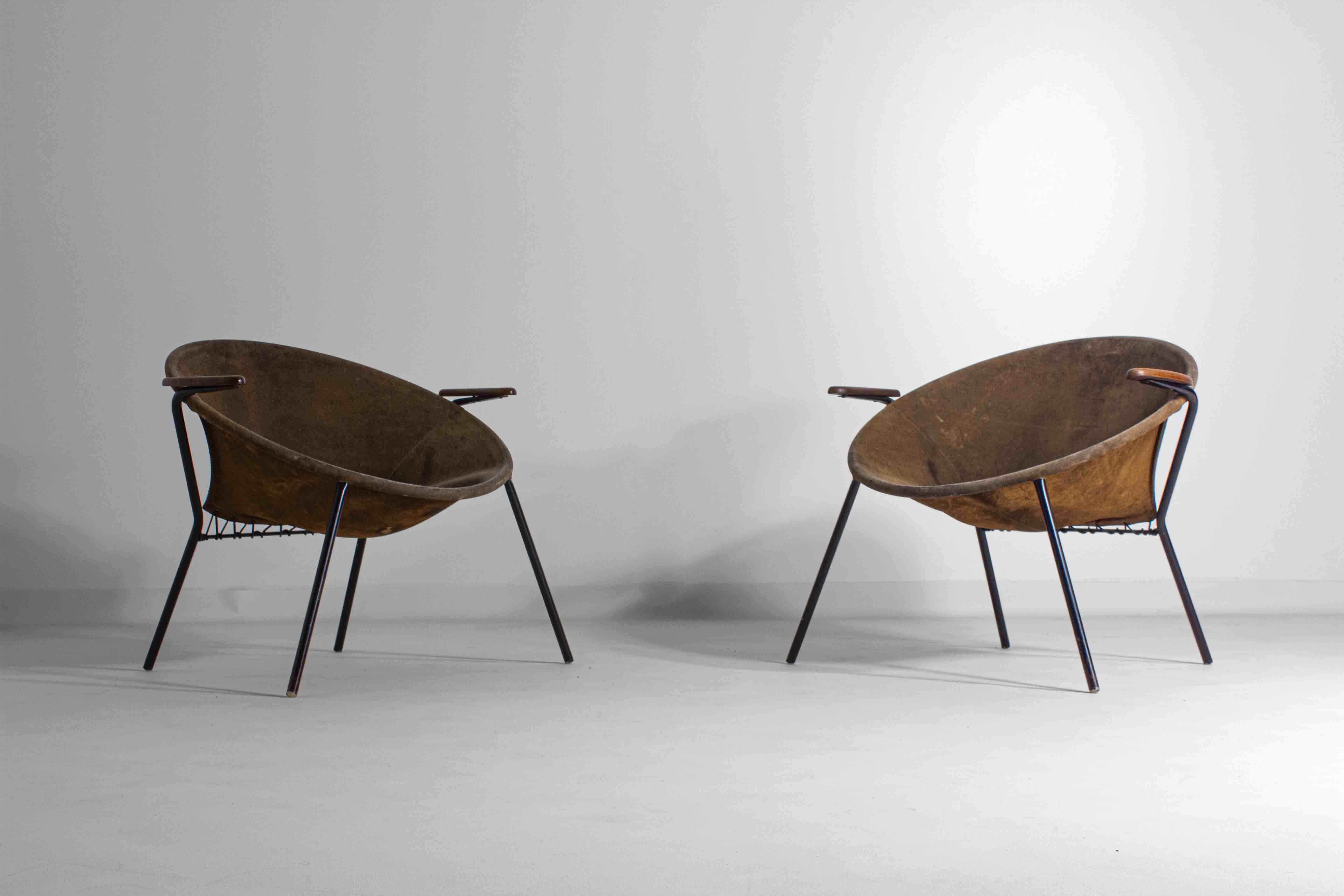 Mid-Century Modern Patinated set of 'Balloon' Chairs by Hans Olsen, Denmark 1950s For Sale