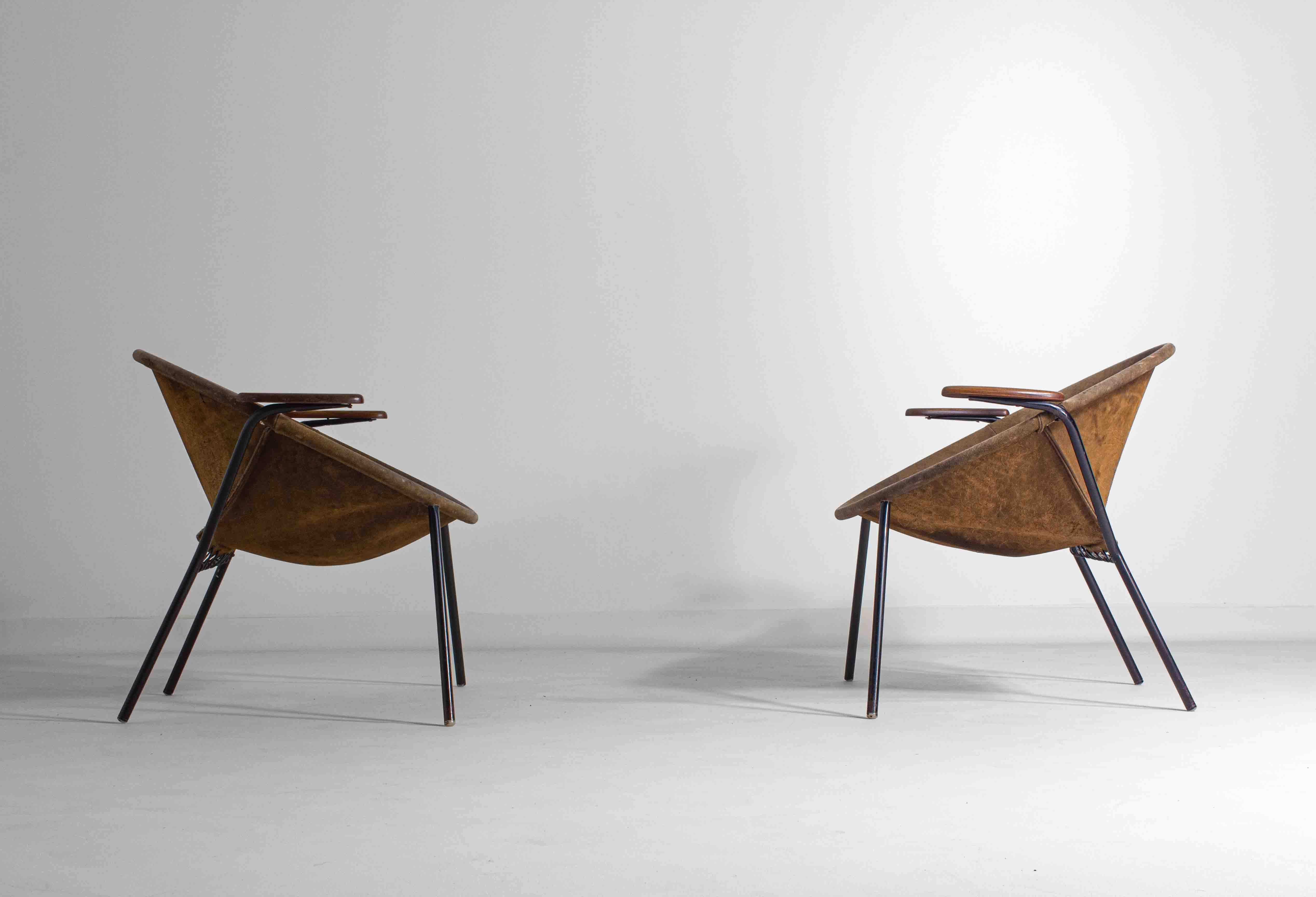 Danish Patinated set of 'Balloon' Chairs by Hans Olsen, Denmark 1950s For Sale