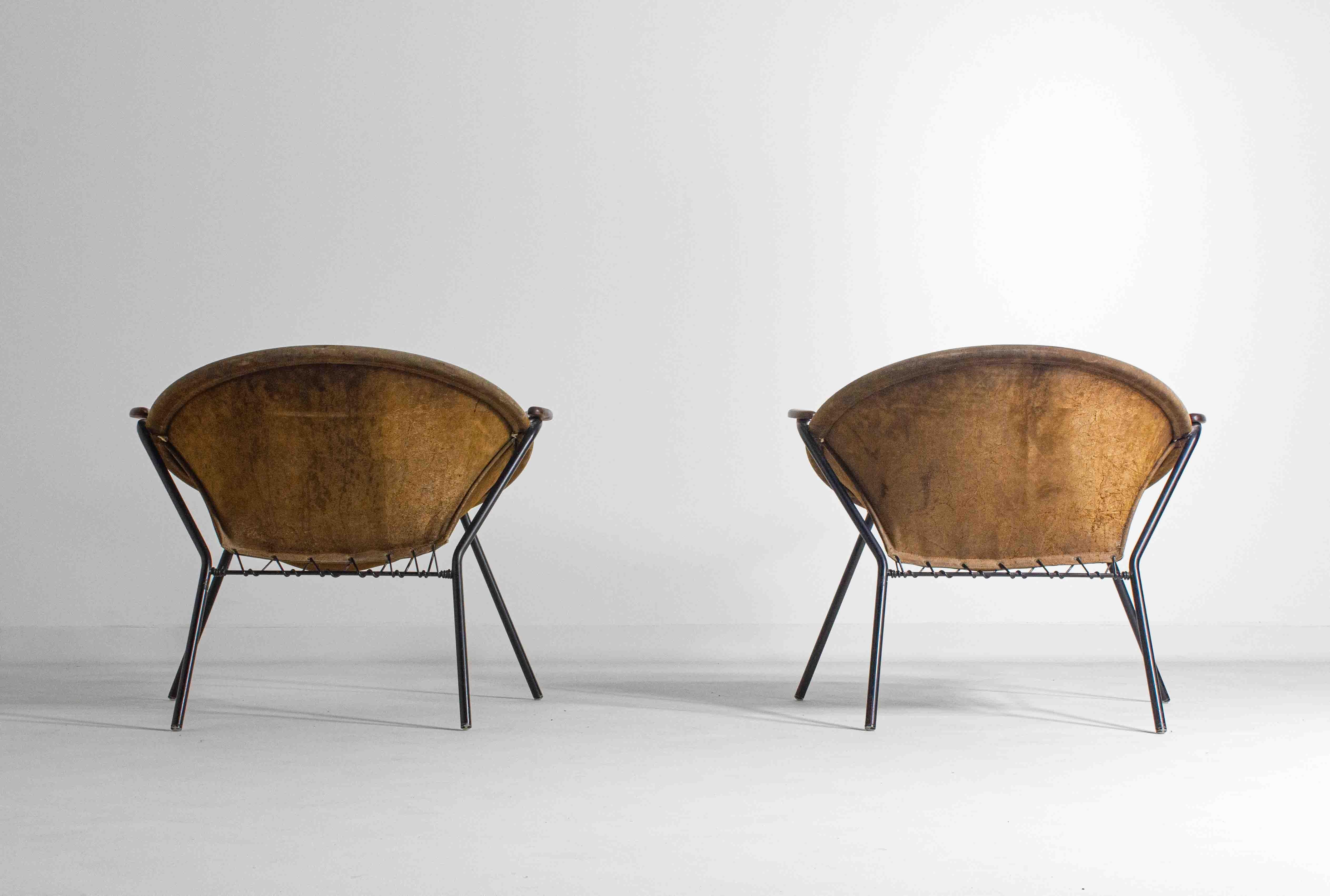 Mid-20th Century Patinated set of 'Balloon' Chairs by Hans Olsen, Denmark 1950s For Sale