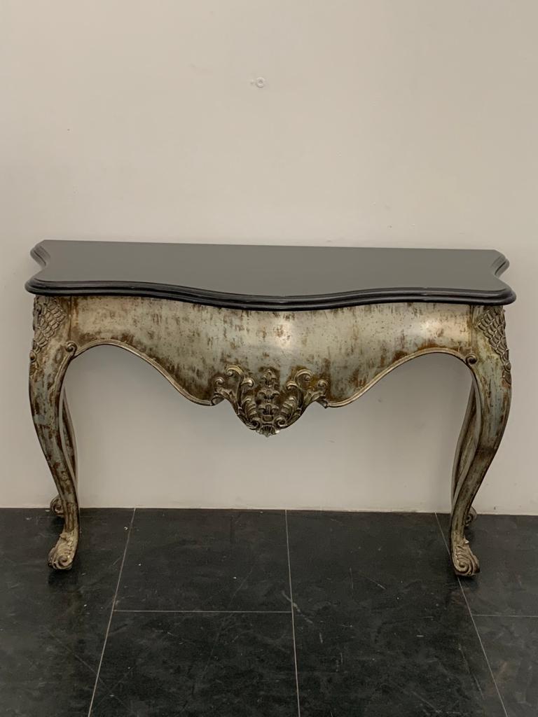Black marble and silver wood console by Lam Lee, 1990s. Legs have been repaired (see photos).
Packaging with bubble wrap and cardboard boxes is included. If the wooden packaging is needed (fumigated crates or boxes) for US and International