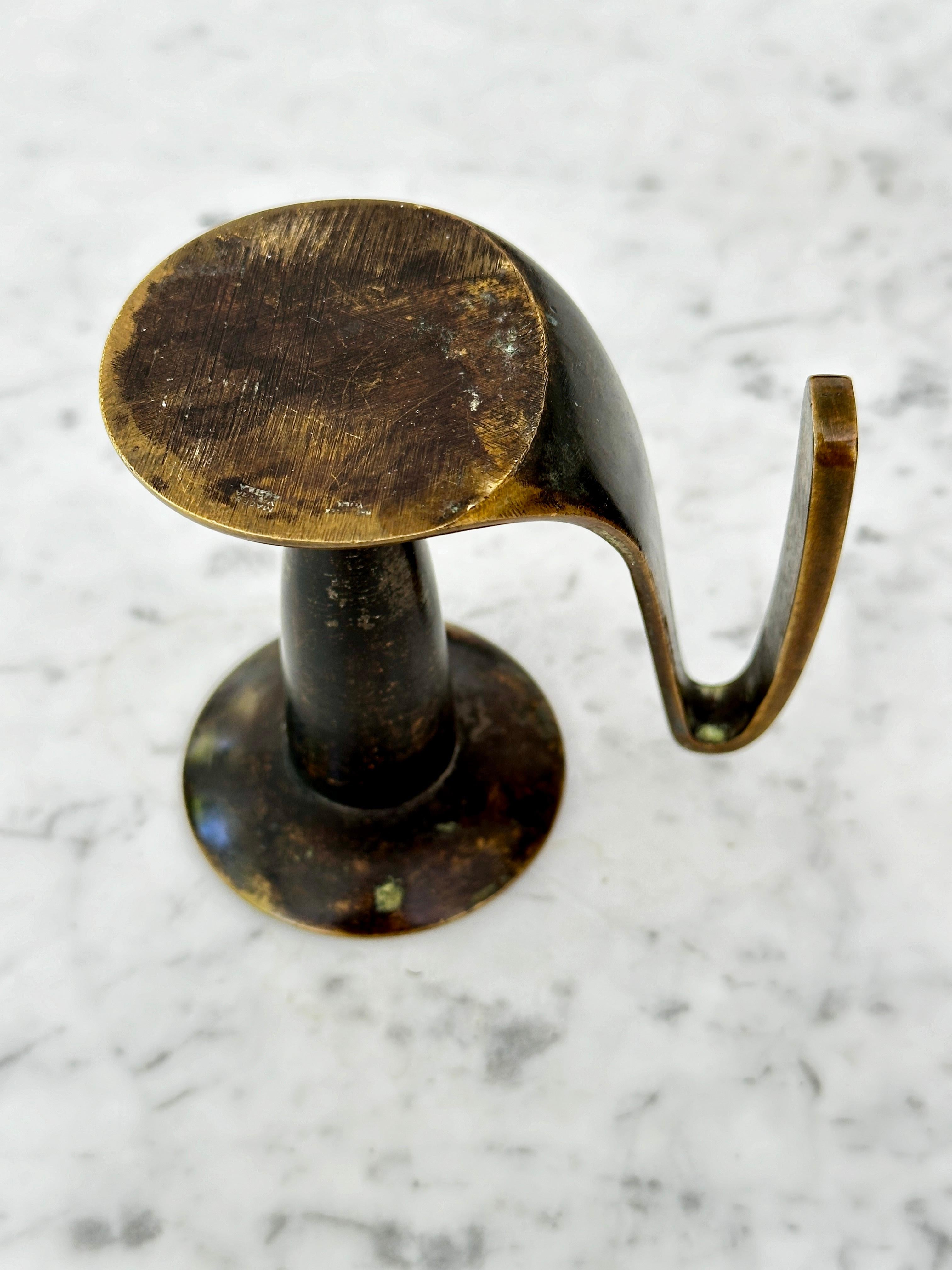 XX secolo Portacandele in ottone massiccio patinato Karl Hagenauer, Werkstatte Hagenauer Wien in vendita