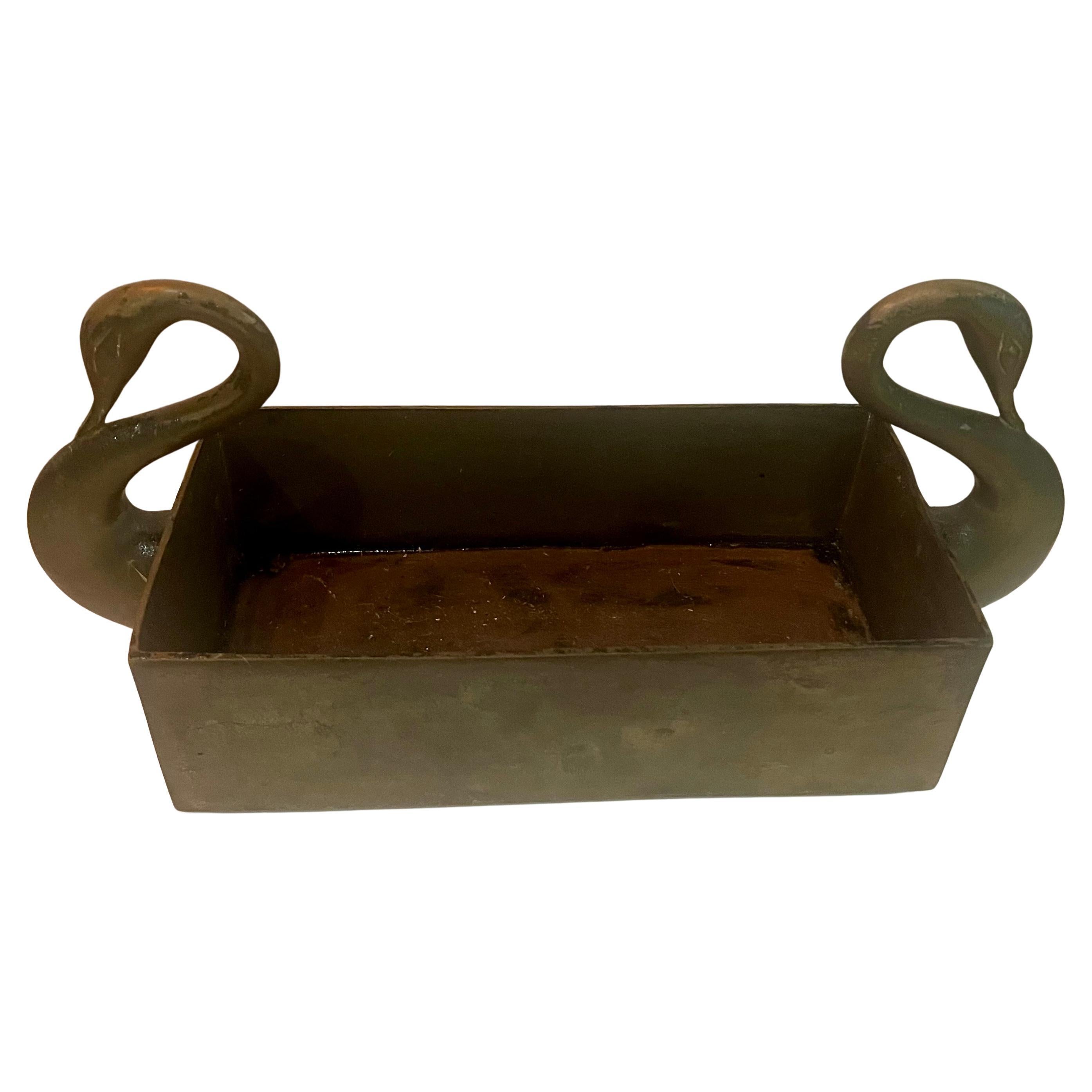 Patinierte massive Bronze Antique Swan Pflanzgefäß Jardiniere (20. Jahrhundert) im Angebot
