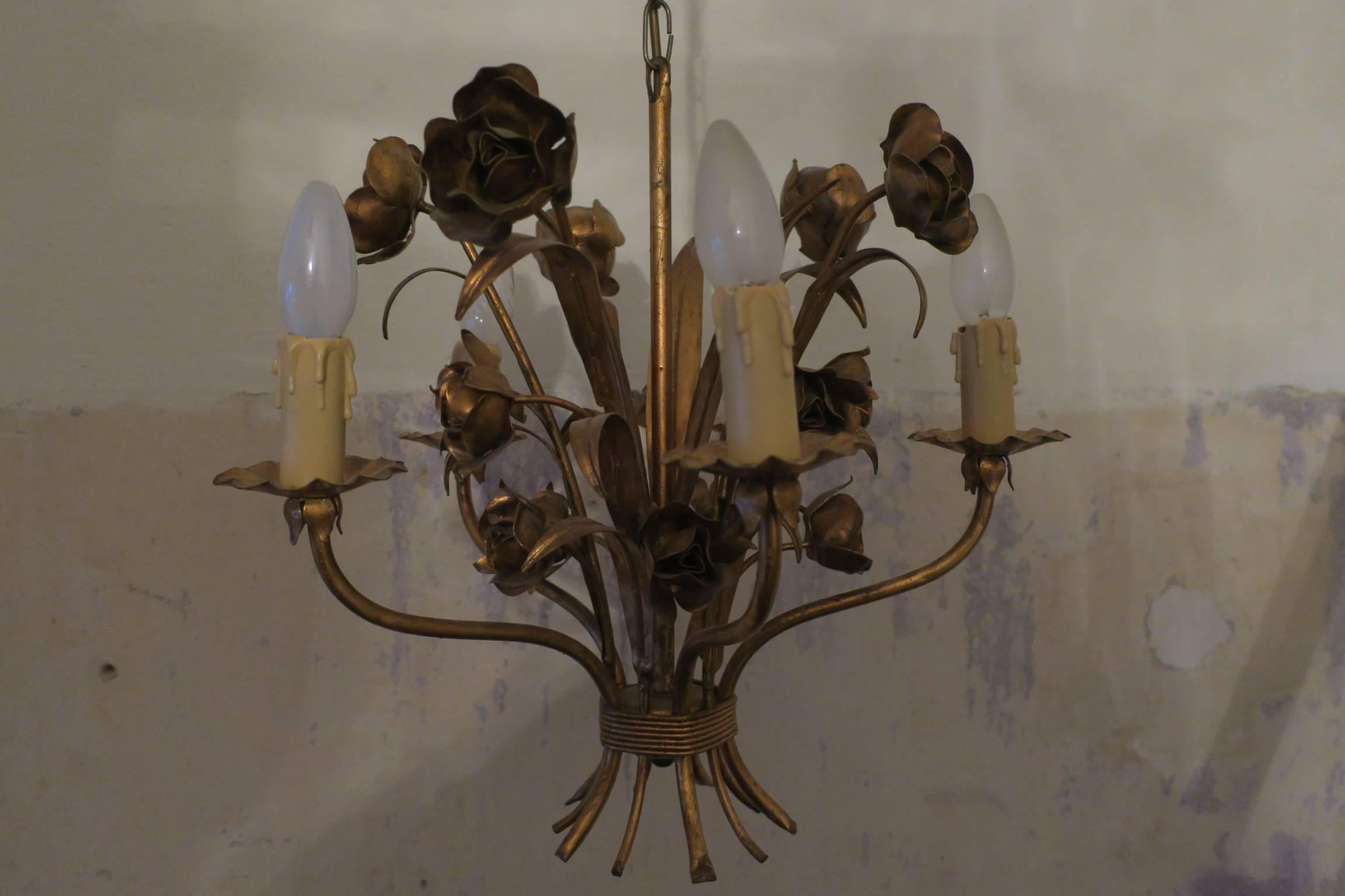 Patinated Vintage Gilt Tole Chandelier with Roses For Sale 1