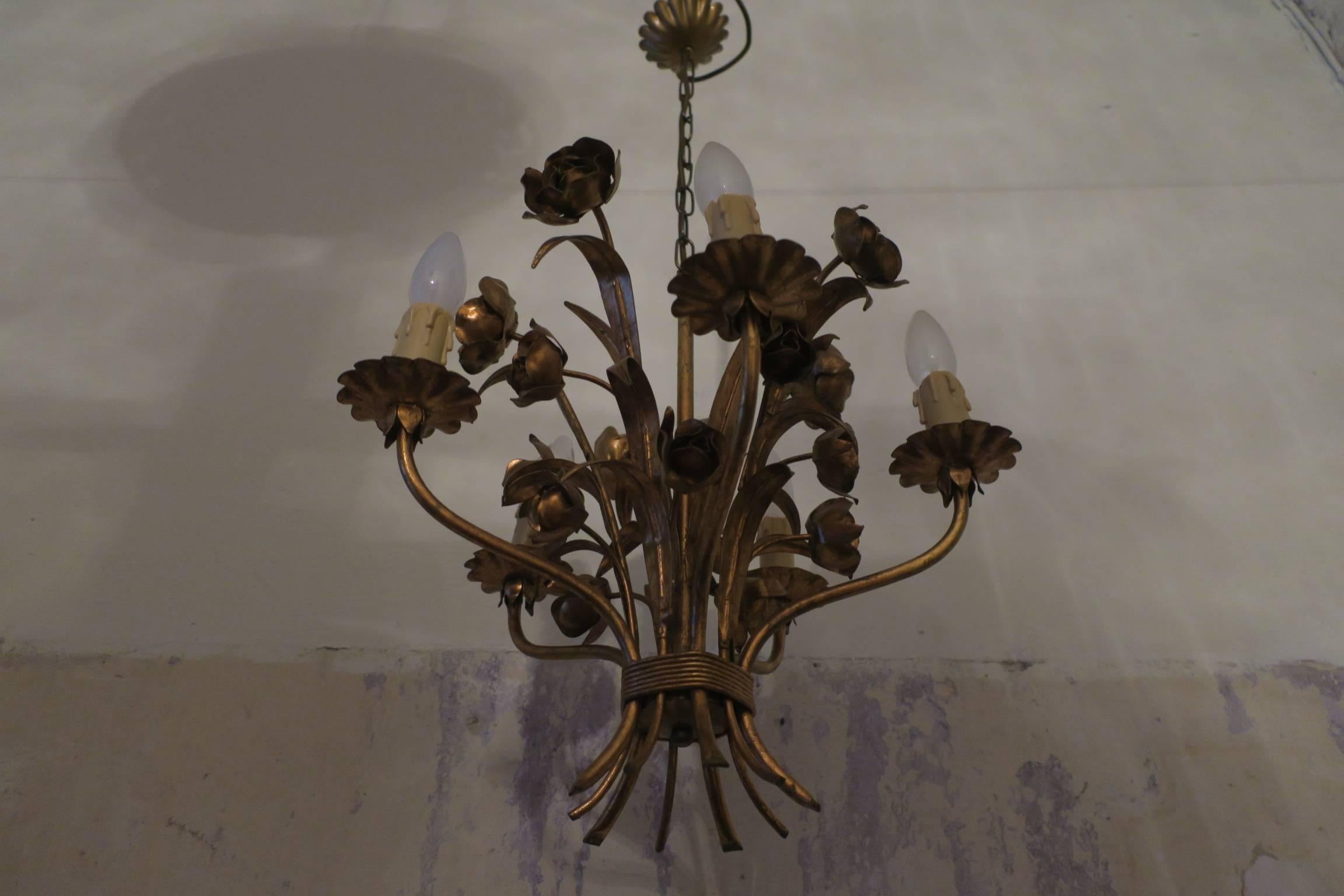 Patinated Vintage Gilt Tole Chandelier with Roses For Sale 2