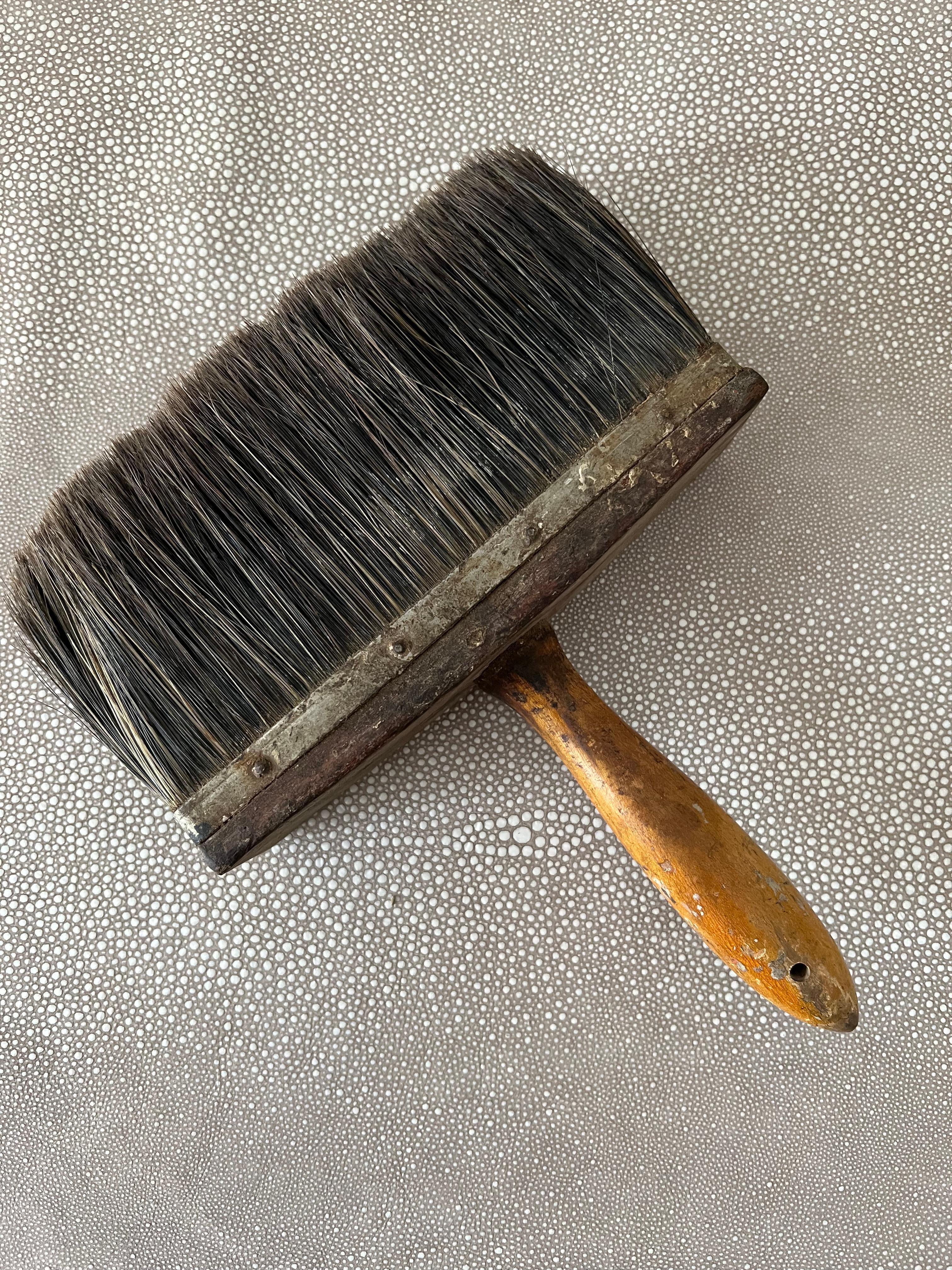 antique paint brush