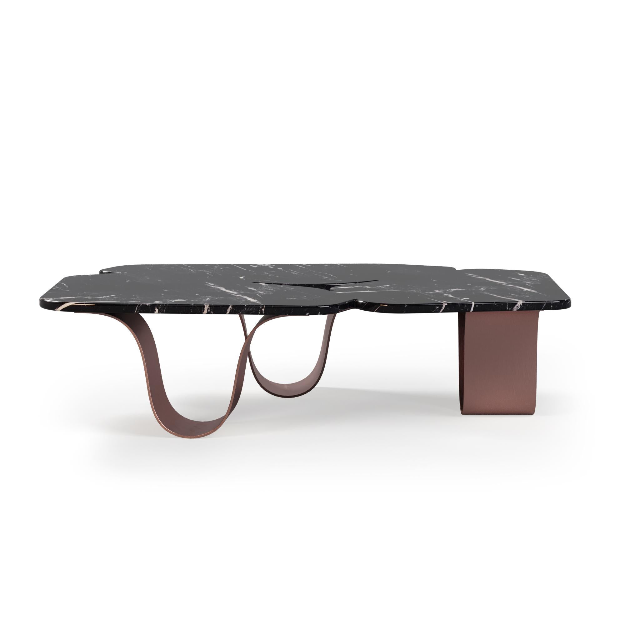 Mesa baja para patio con superficie de mármol verde en venta 1