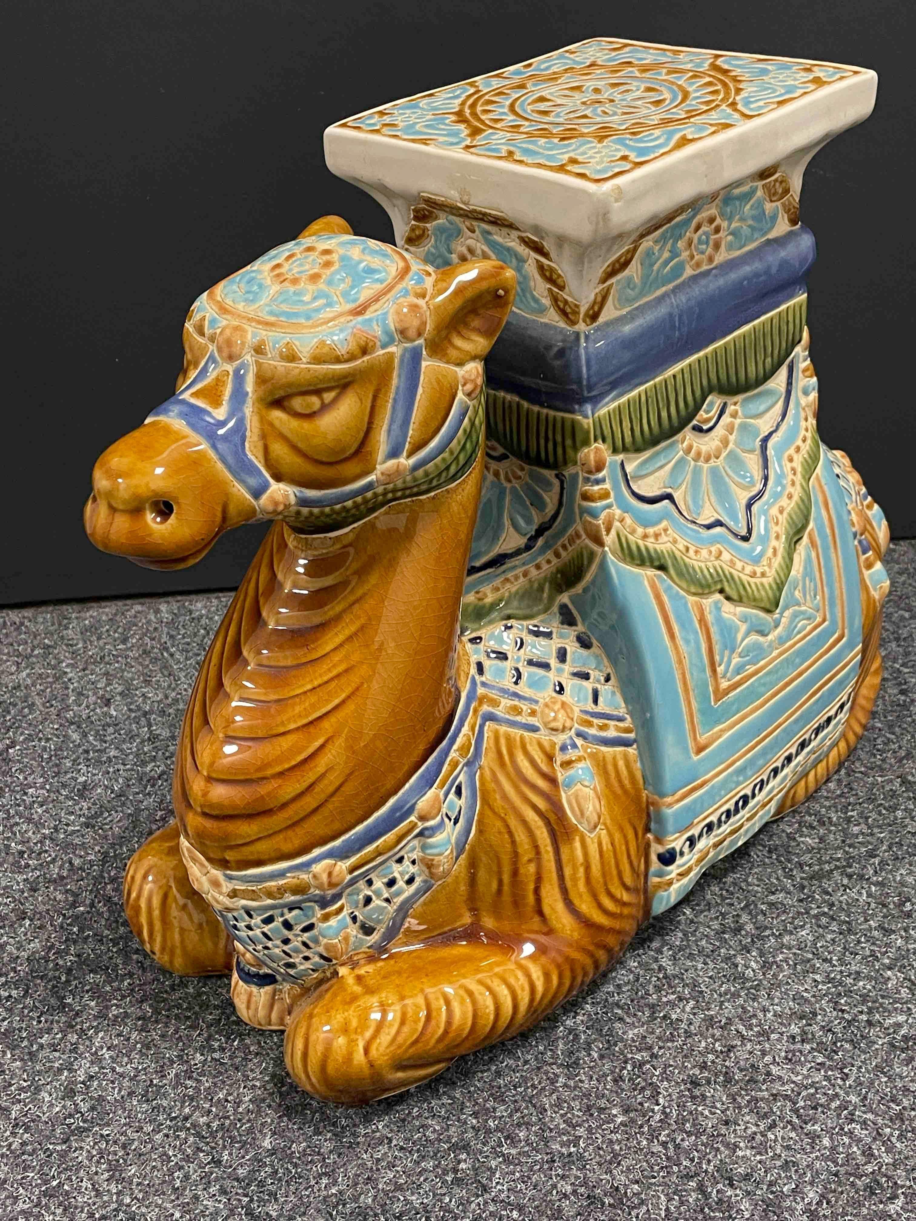 Patio Decoration Ceramic Hollywood Regency Camel Garden Stool or Side Table In Good Condition In Nuernberg, DE