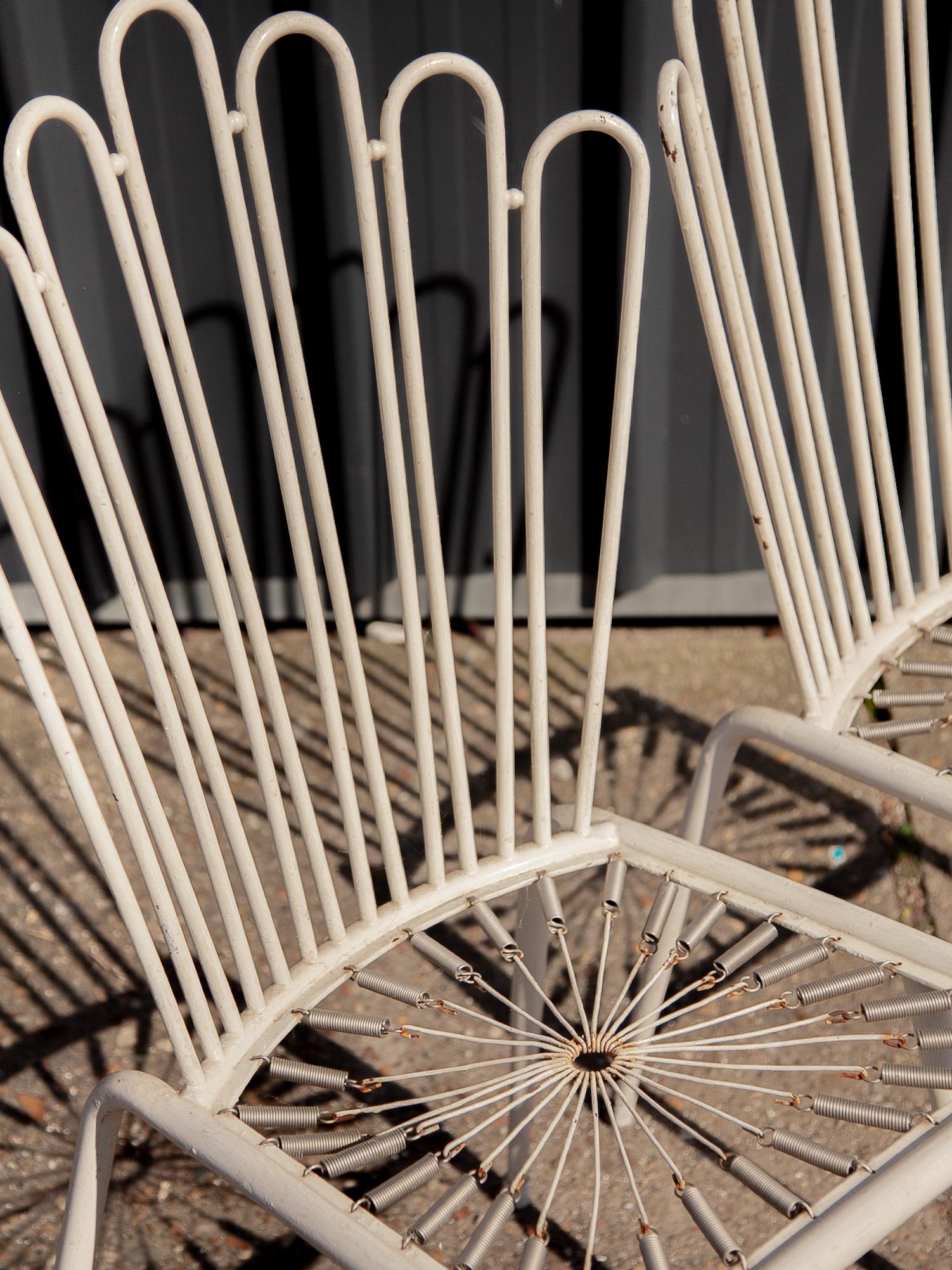 Patio set Wrought Iron White Painted Metal Bistro Chairs and Sofa, France 1950s For Sale 8