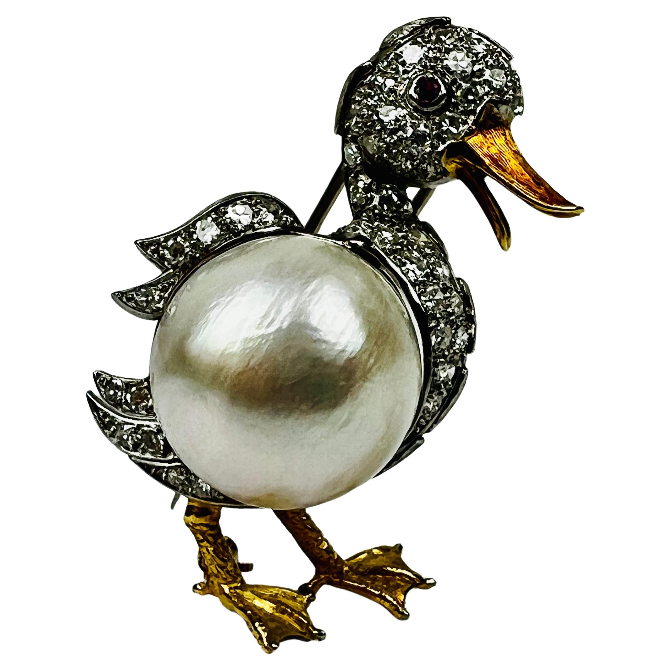 "Pato de Diamantes" de Sanz-Duck avec perle de Mabé, diamants et or 14k en vente